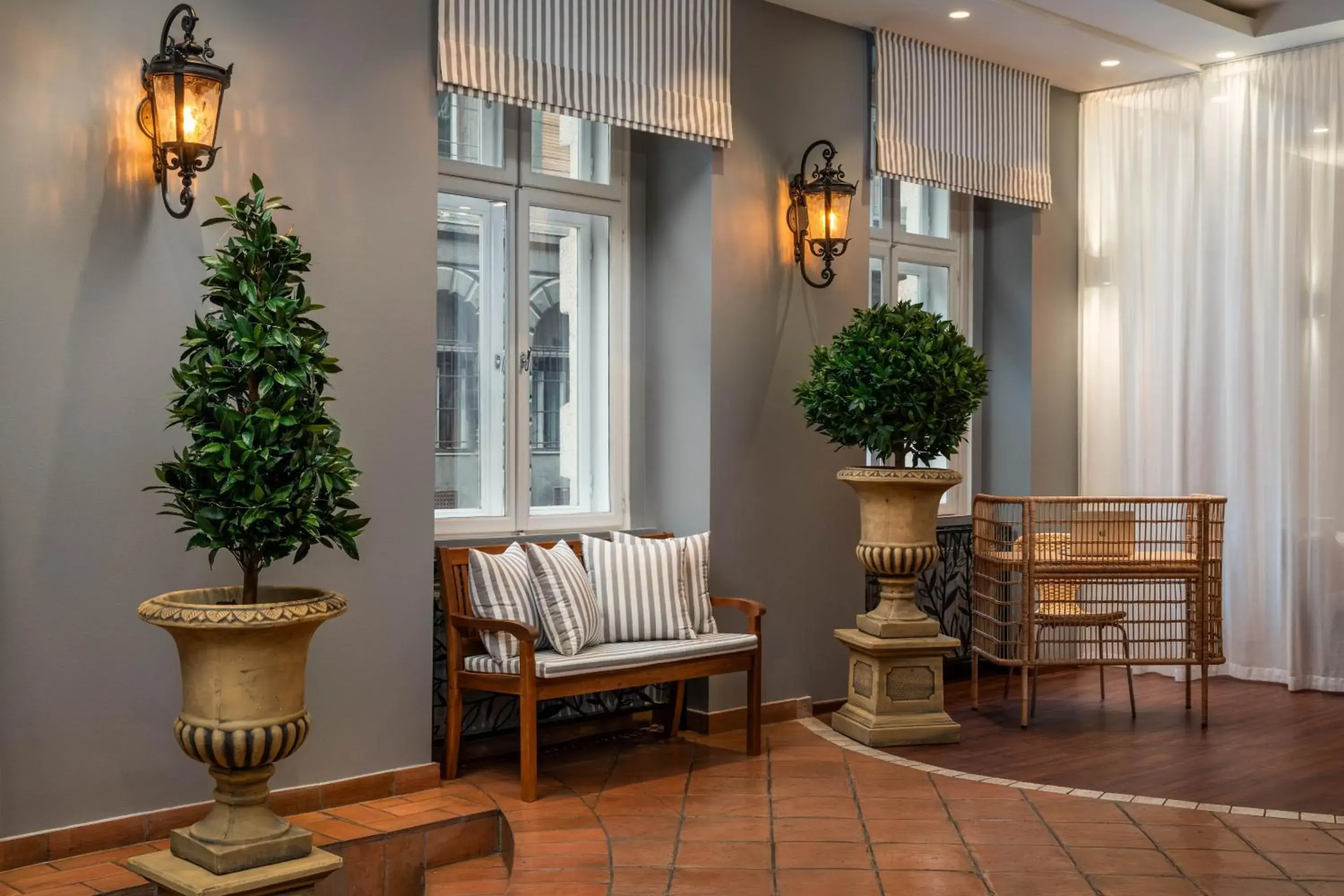 Lobby or reception in Mamaison Residence Izabella Budapest Lobby or reception in Mamaison Residence Izabella Budapest