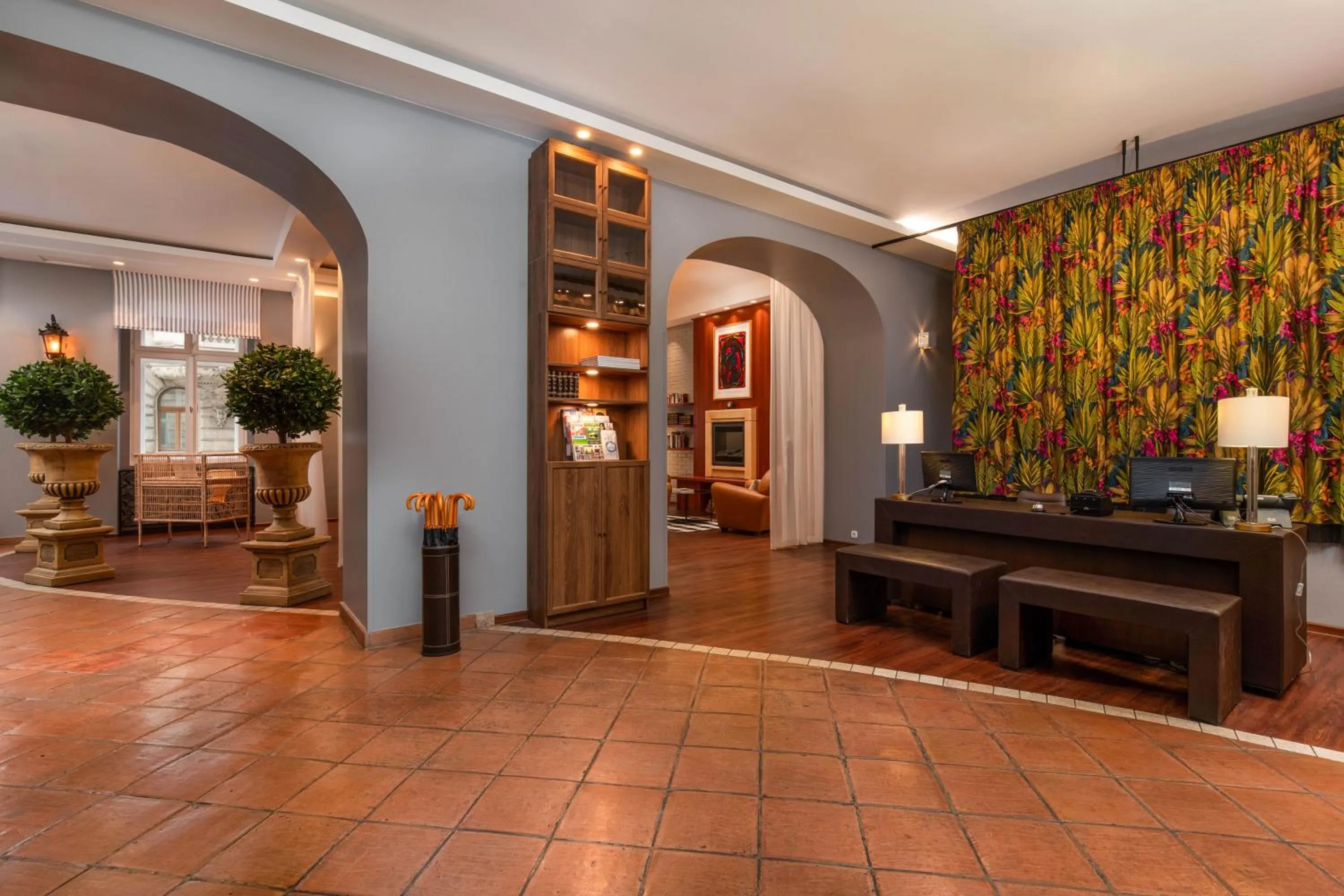 Lobby or reception in Mamaison Residence Izabella Budapest