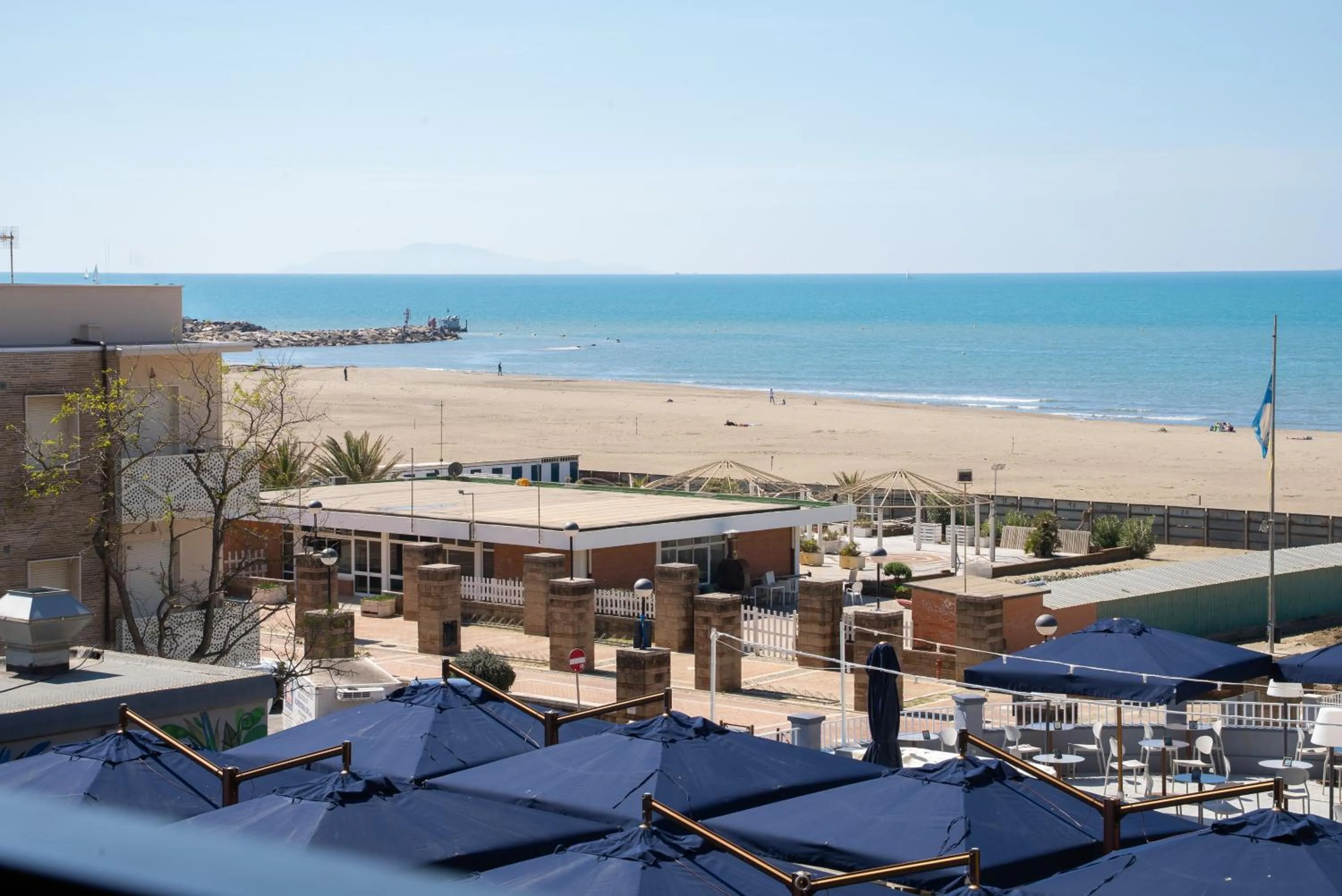 Beach in Residence La Rosa di Nettuno