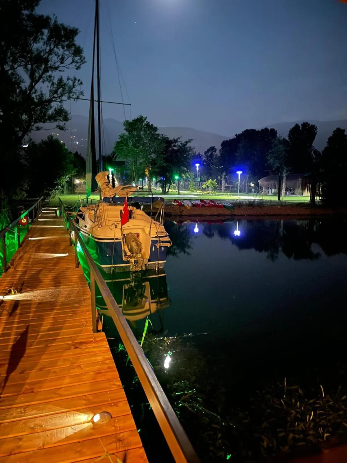 Restaurant/places to eat in Dedeman Village Sapanca