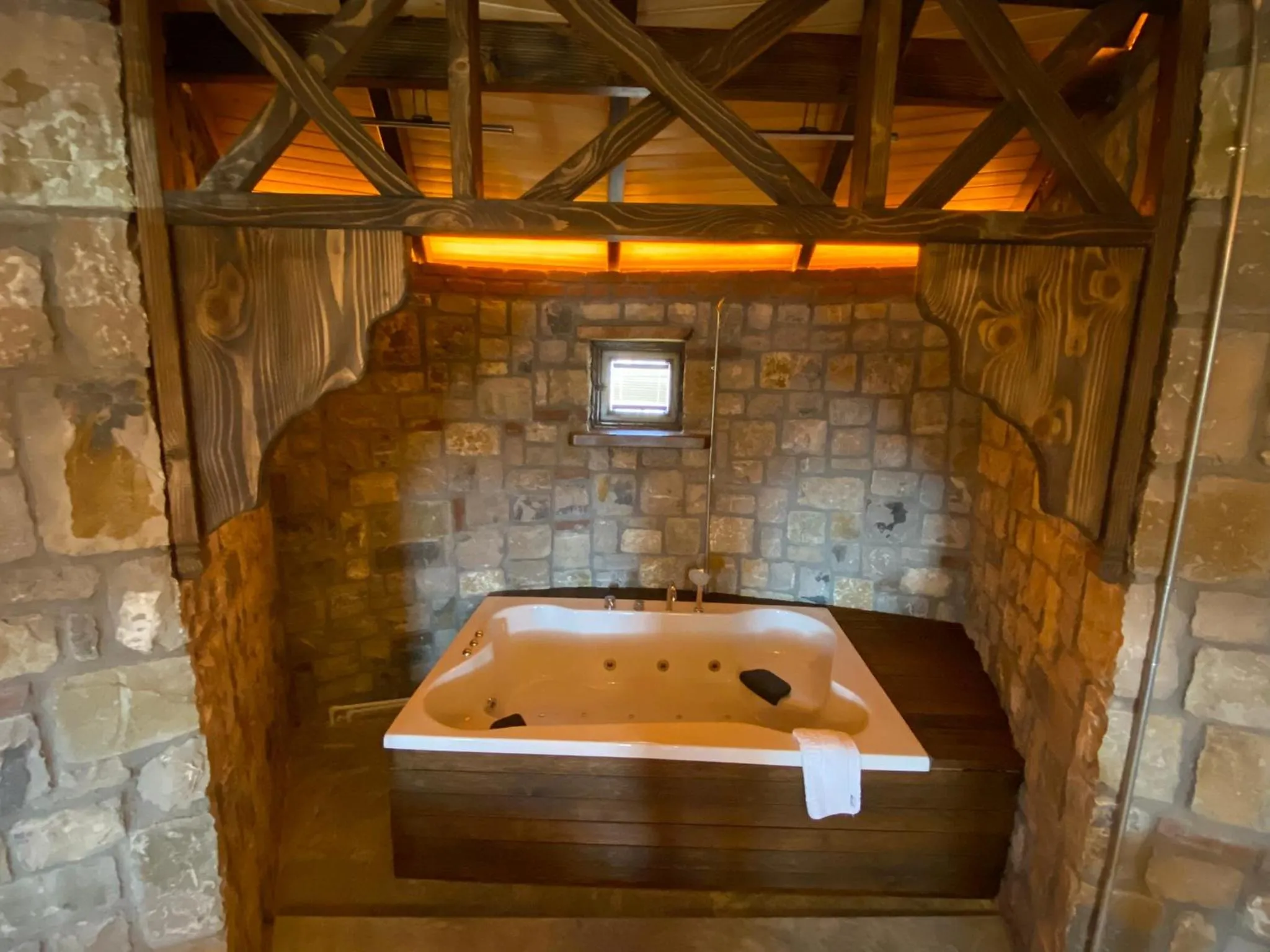 Hot Tub in Dedeman Village Sapanca