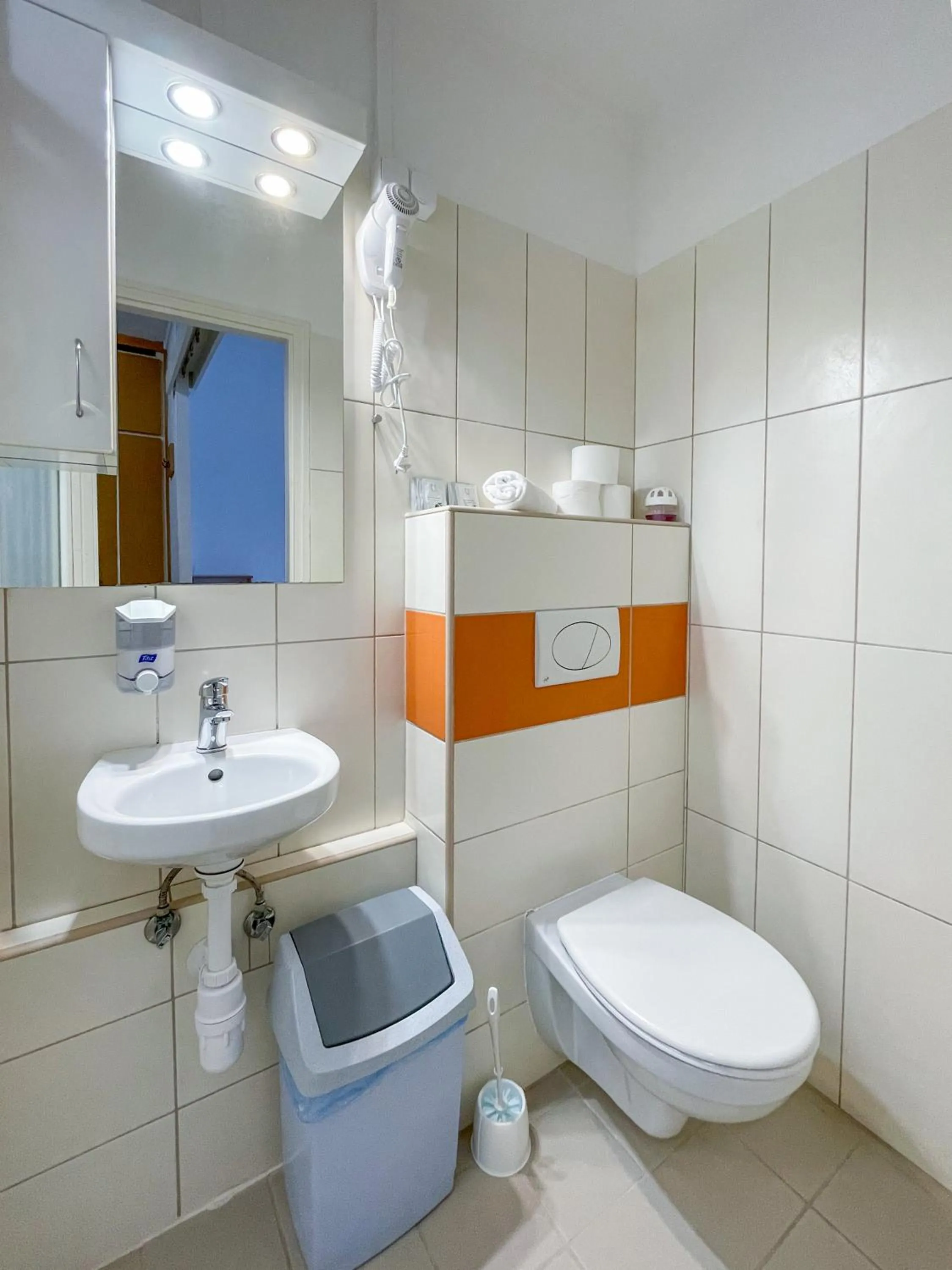 Toilet in Tisza Sport Hotel