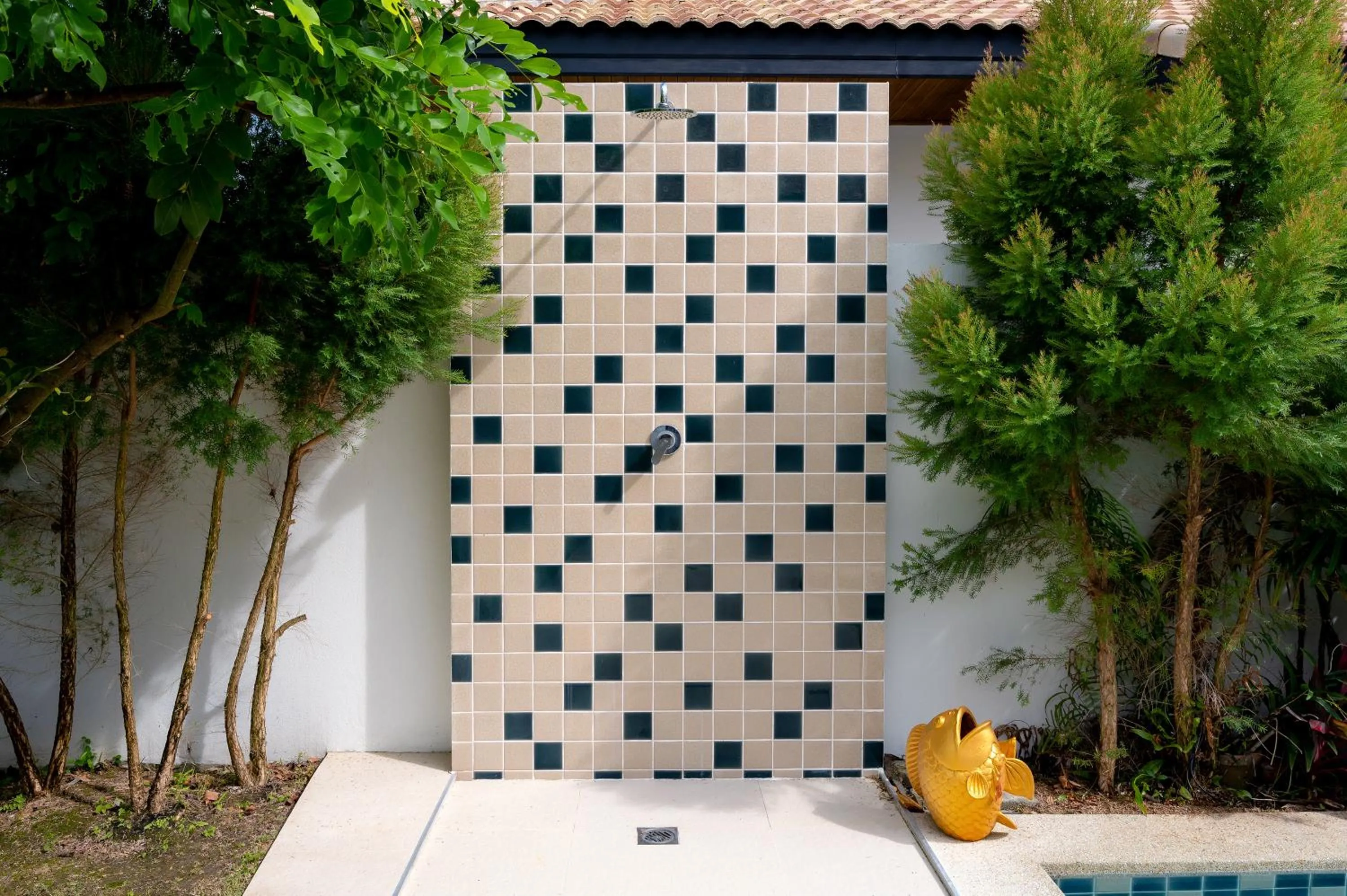 Shower in Orchid Paradise Homes OPV 421