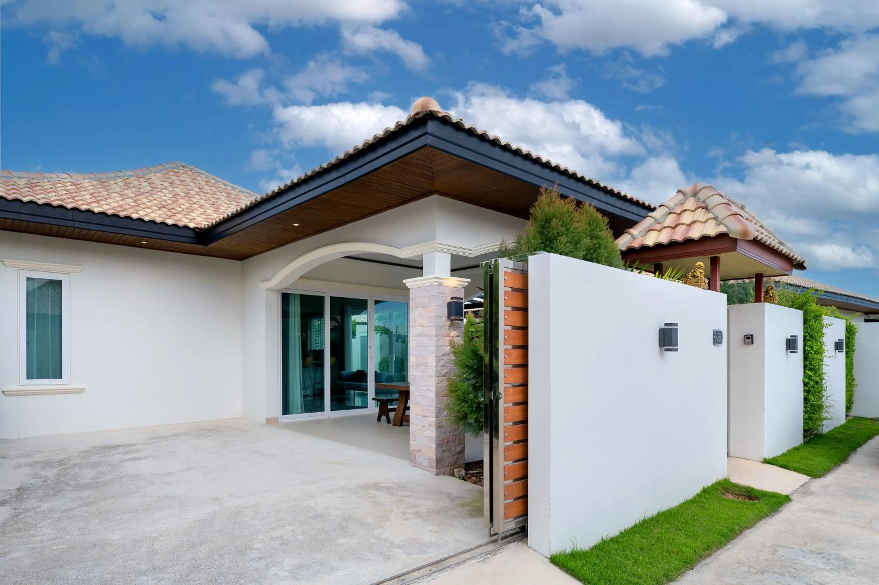 Property building in Orchid Paradise Homes OPV 421