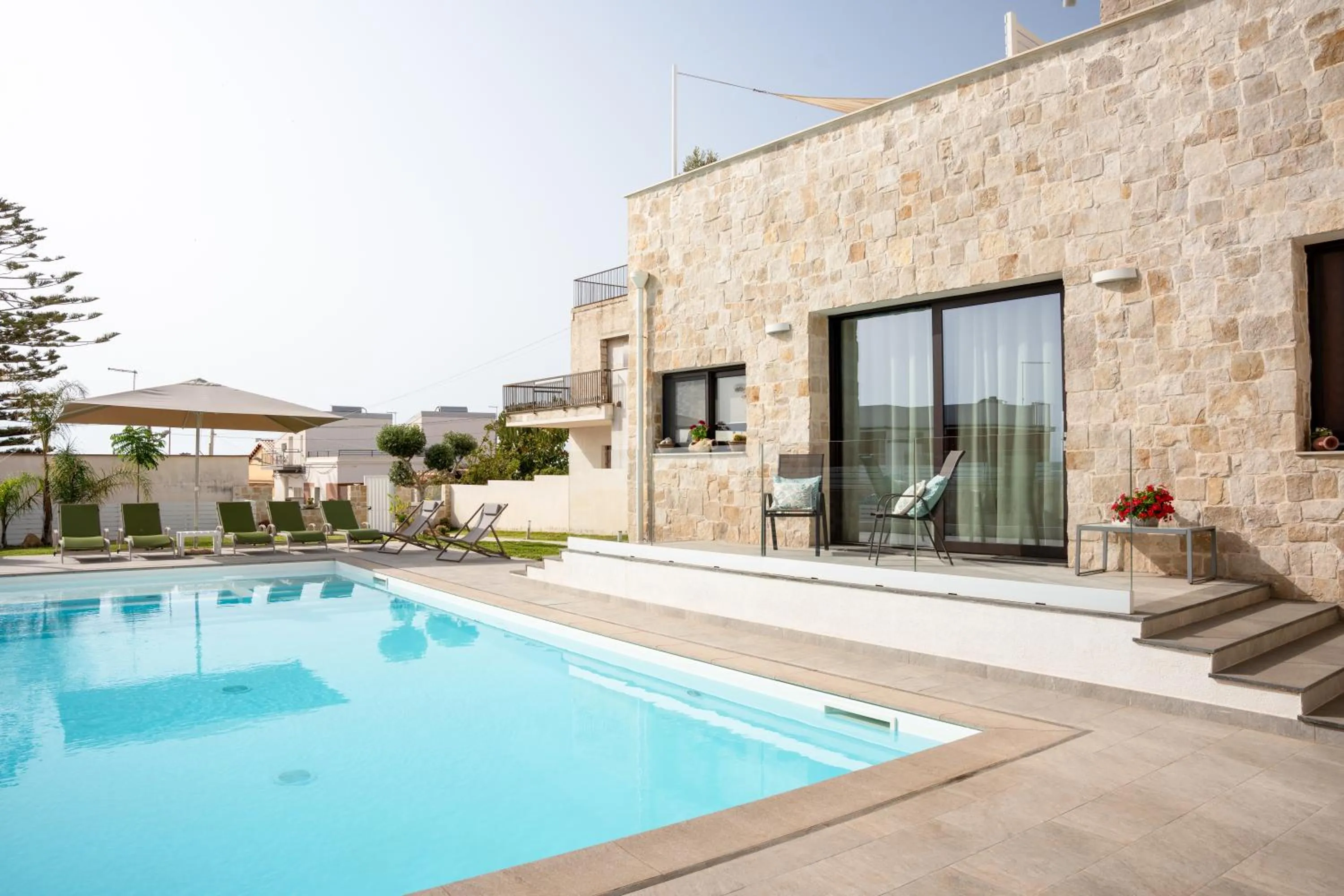 Elaia Rooms