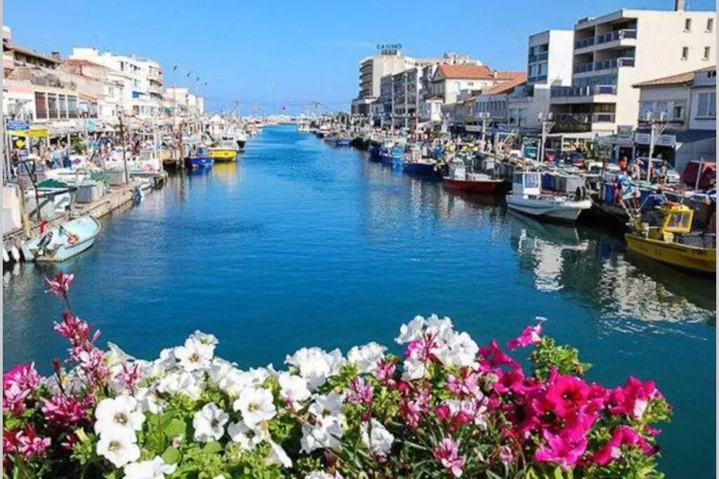 #PalavasLesFlots #2bedrooms #AirConditioned #100MetersFromTheBeach