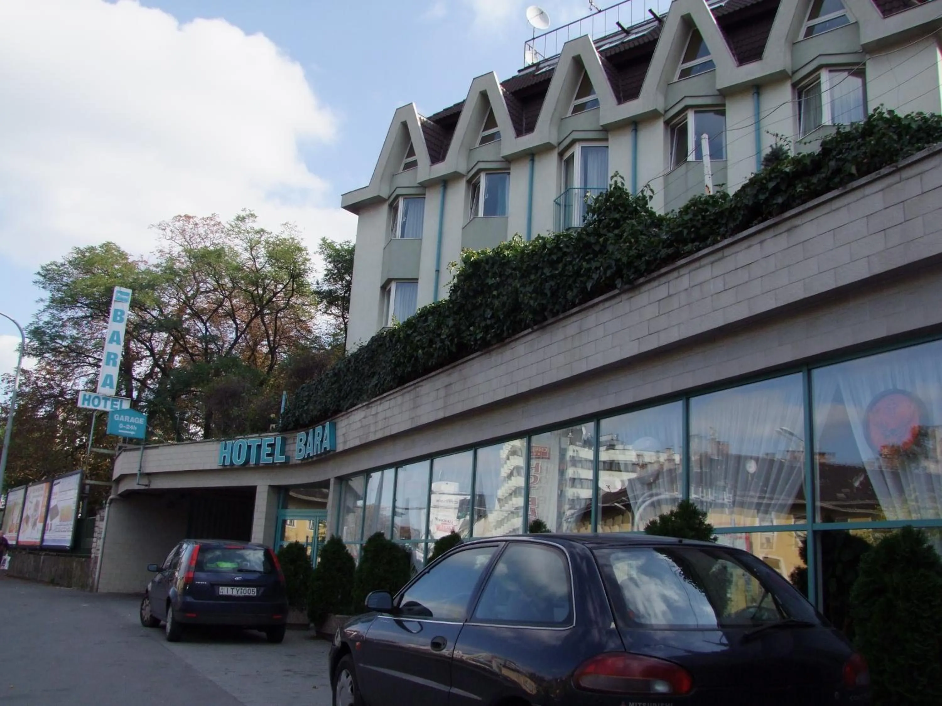 Facade/entrance in Hotel Bara Budapest