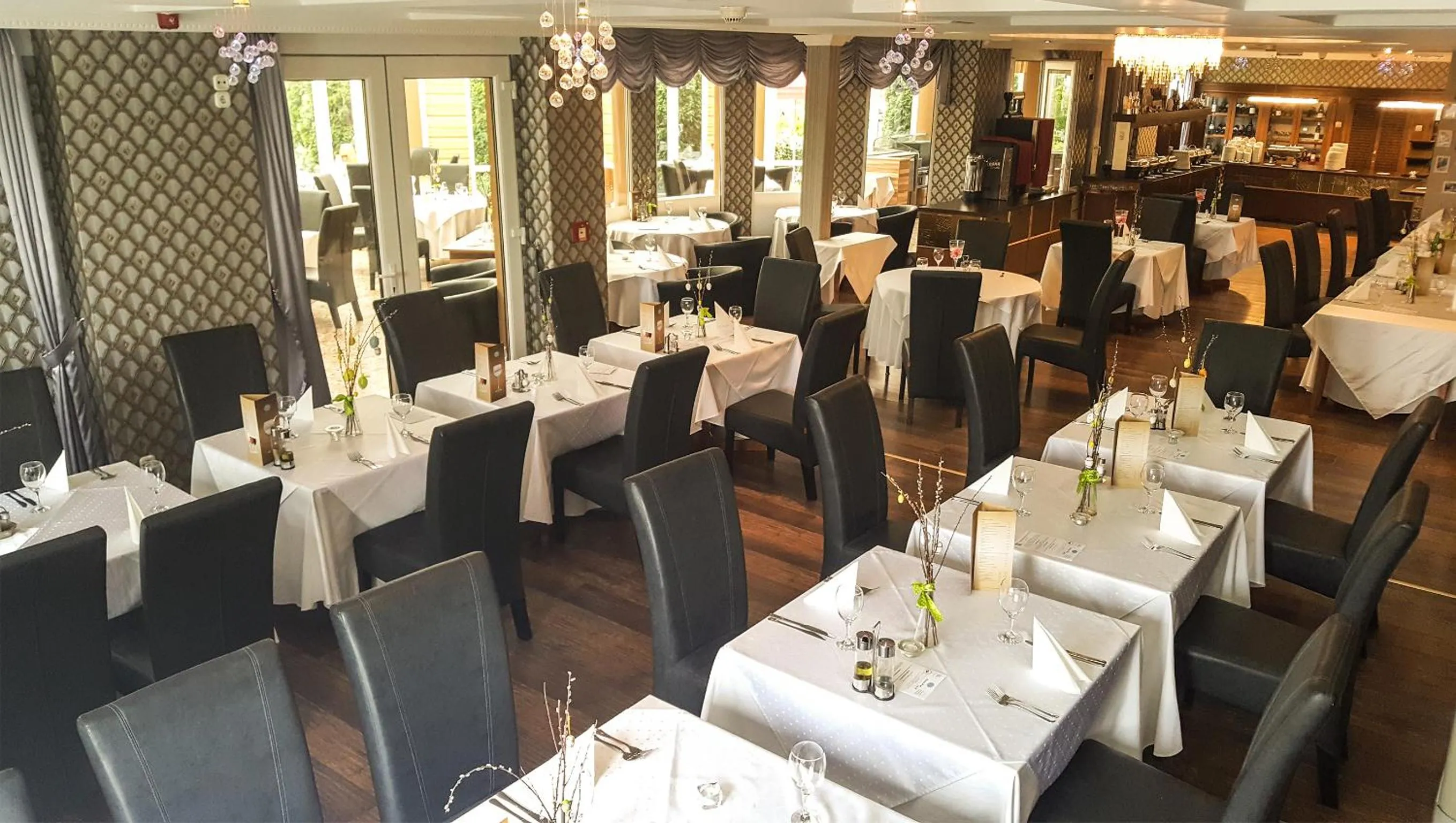 Restaurant/places to eat in Duna Relax Hotel Ráckeve