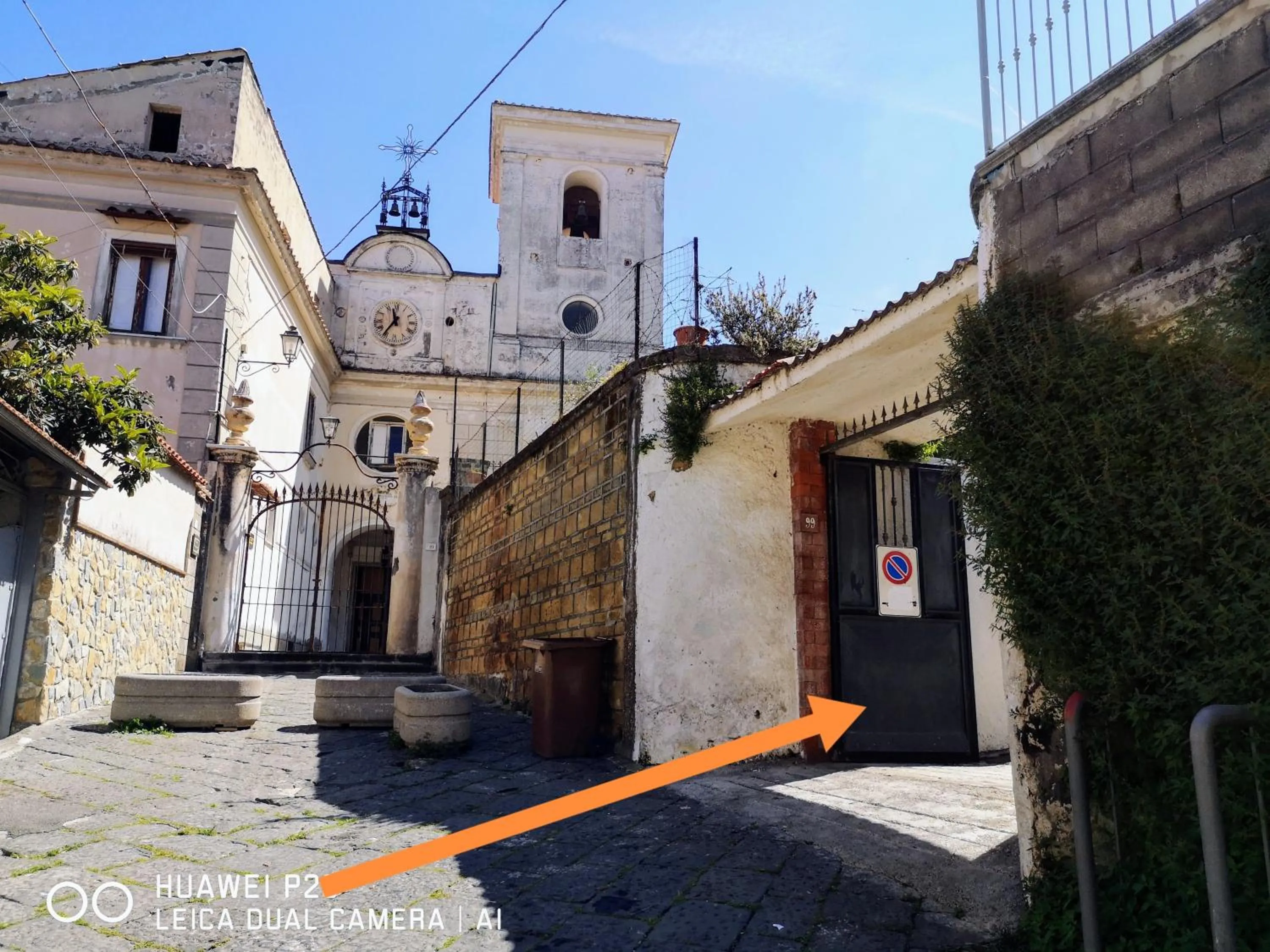 Property building in Tettoeletto Garden Bio