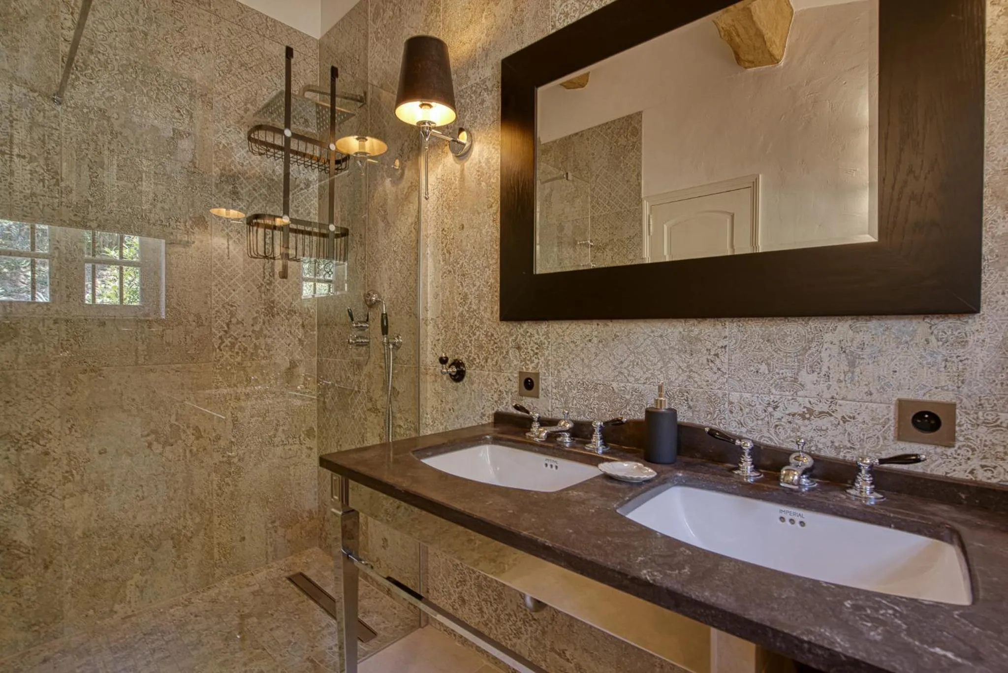 Bathroom in Domaine des Chênes de la Galline