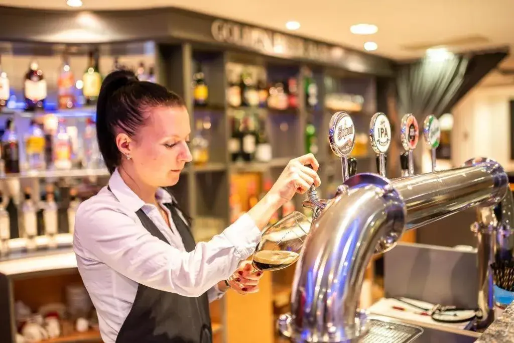 Lounge or bar in East City Budapest Lounge or bar in East City Budapest