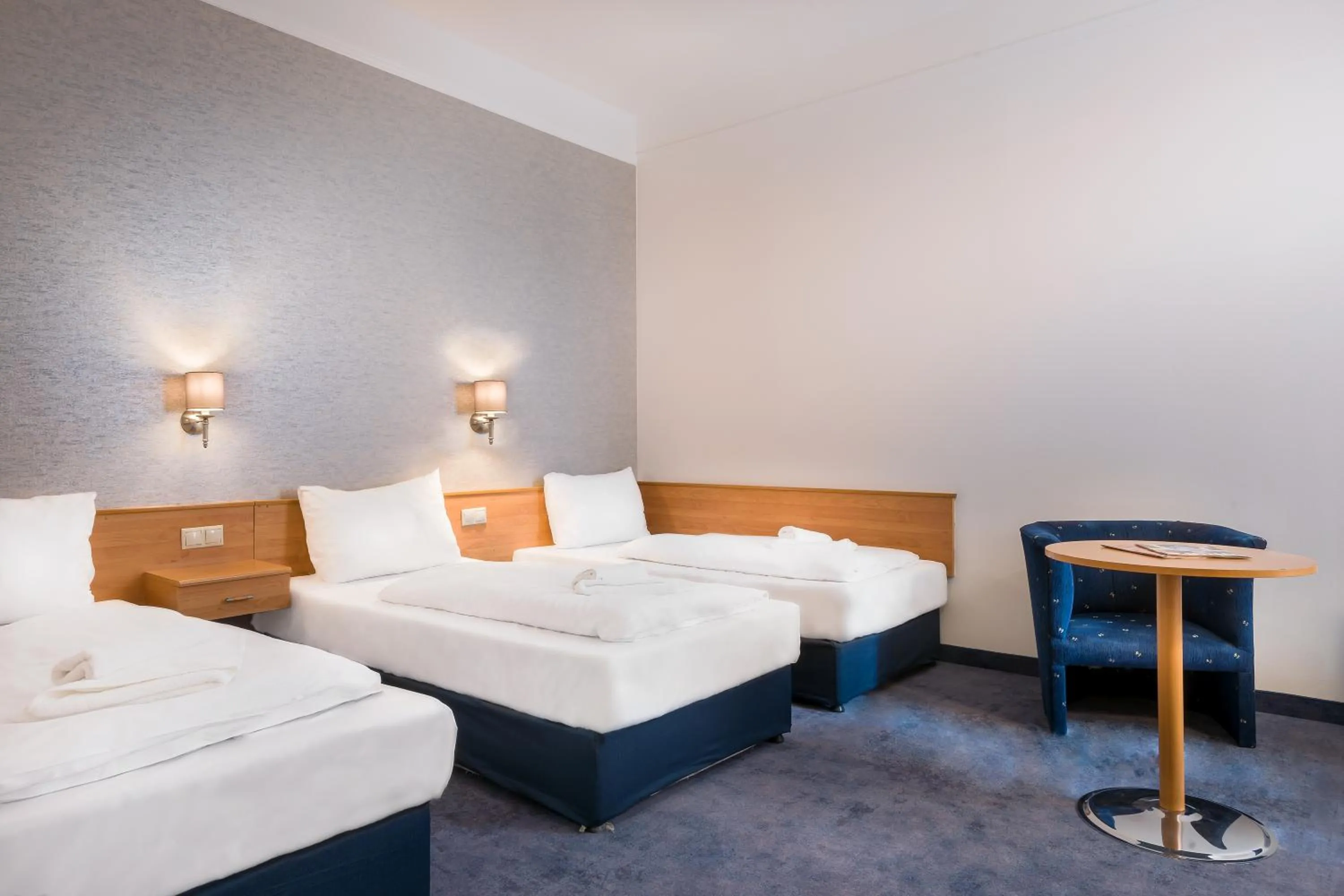 Photo of the whole room in East City Budapest