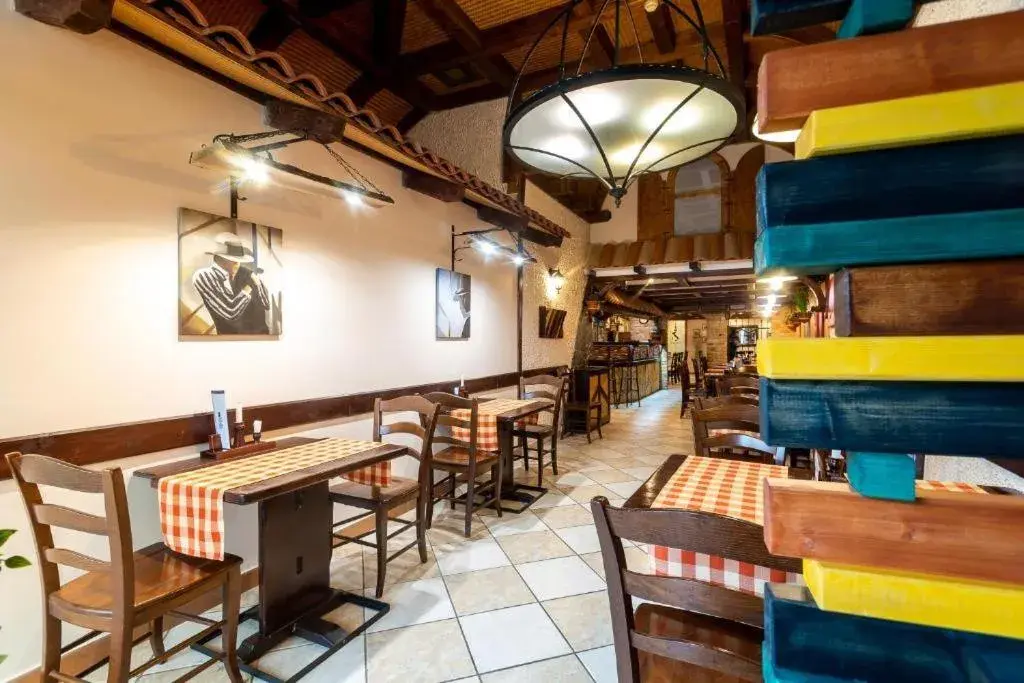 Restaurant/places to eat in East City Budapest Restaurant/places to eat in East City Budapest