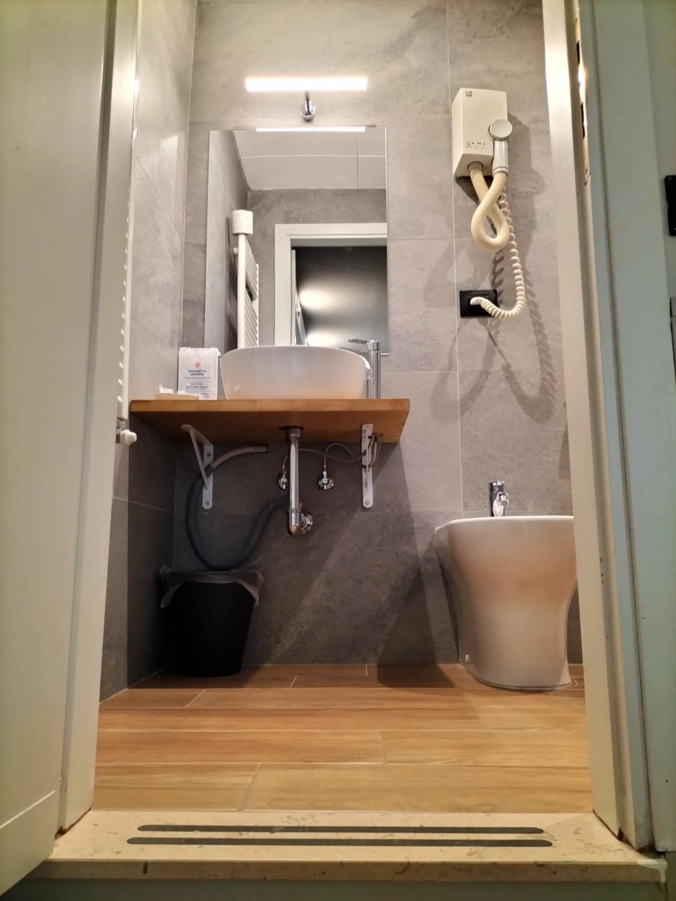 Bathroom in Hotel Camilla Firenze