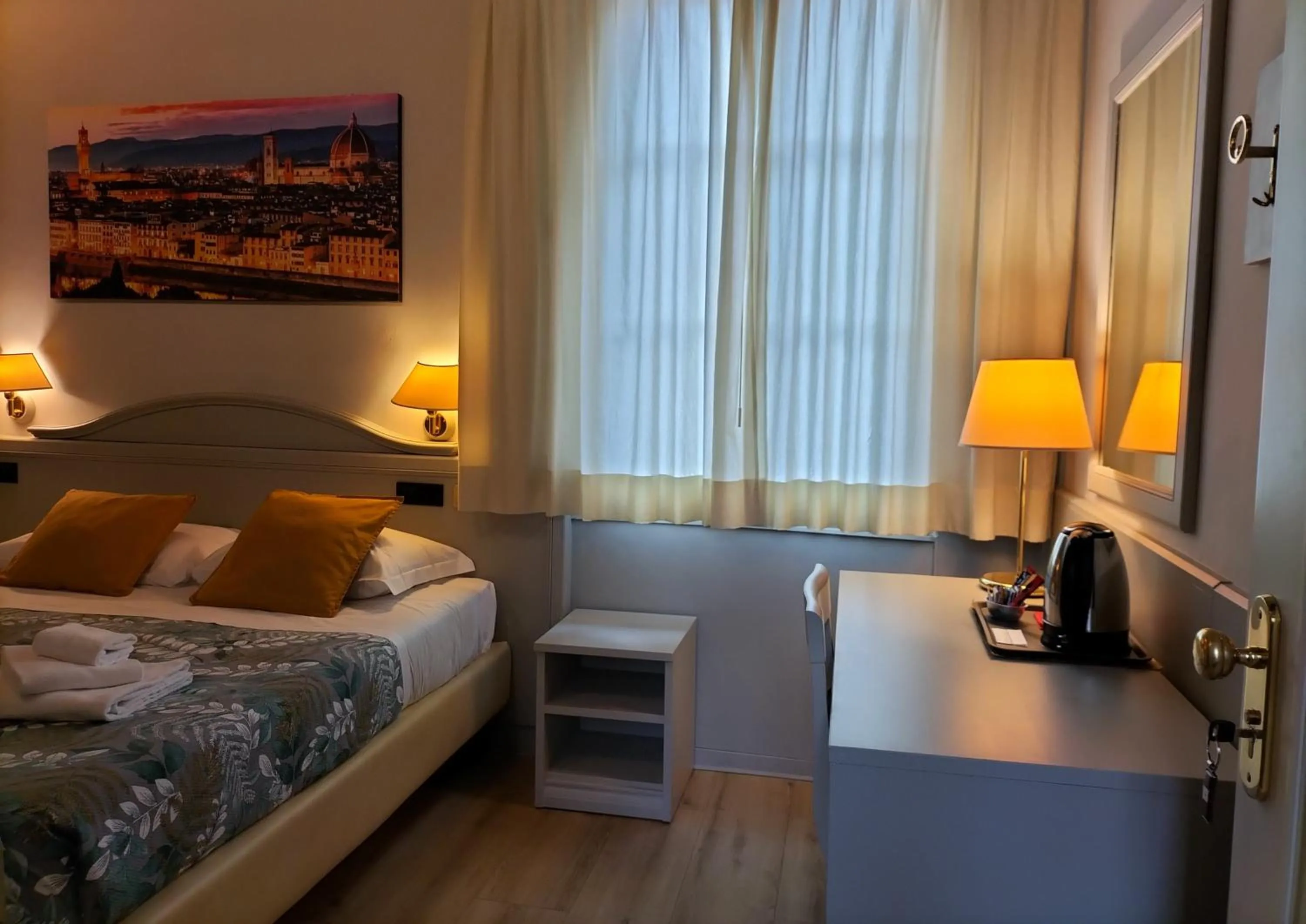 Bed in Hotel Camilla Firenze