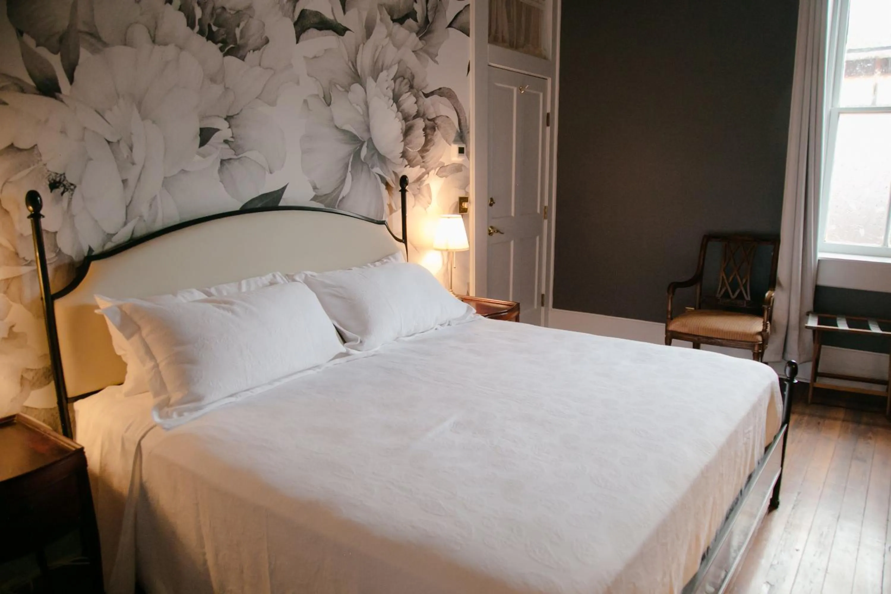 Bedroom, Bed in The Grand Hotel