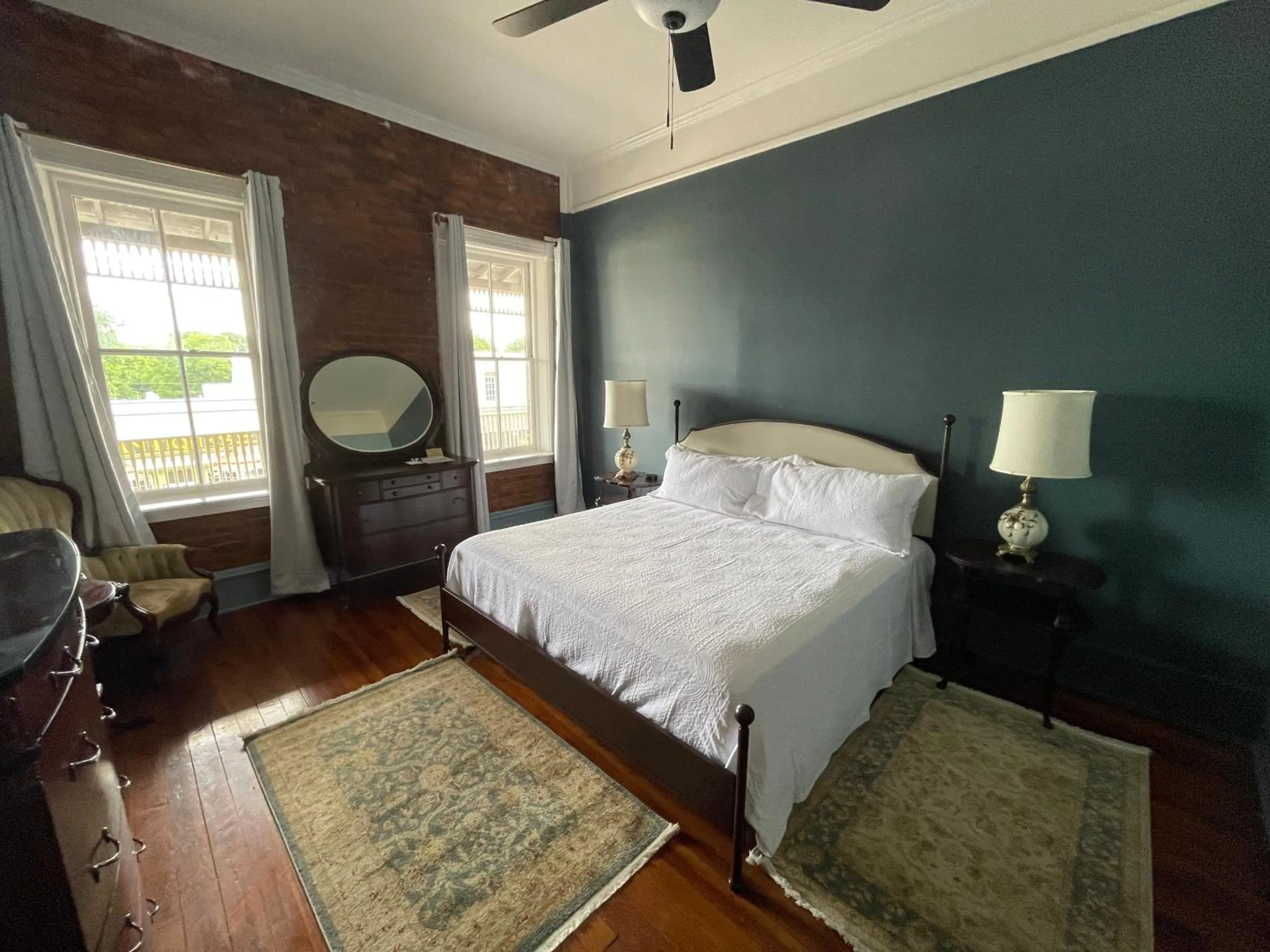 Bedroom, Bed in The Grand Hotel