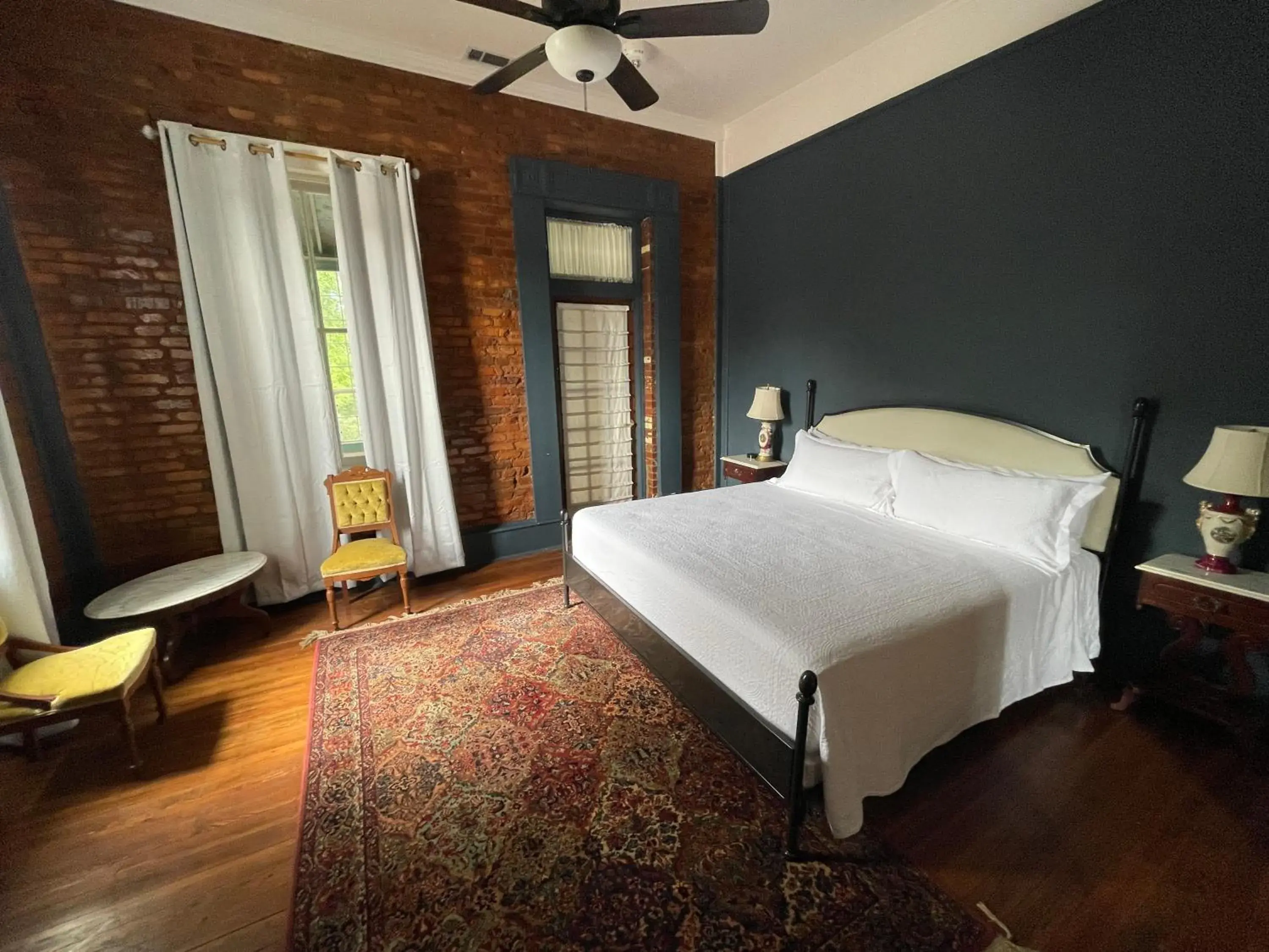 Deluxe Double Room with Shower in The Grand Hotel Deluxe Double Room with Shower in The Grand Hotel