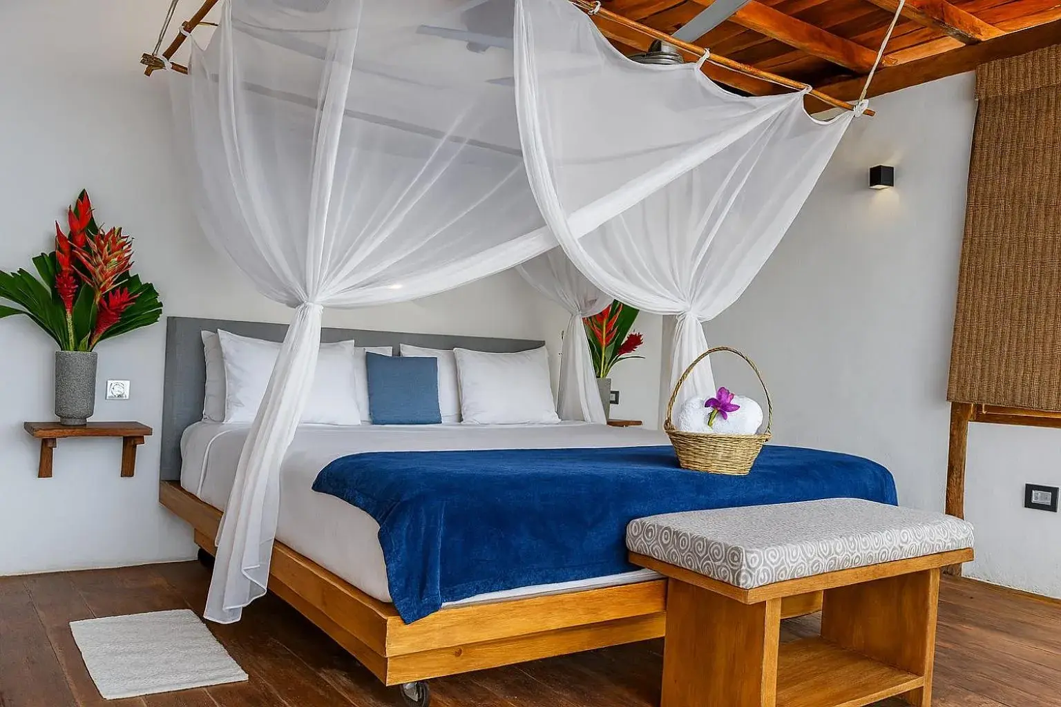 King Suite with Ocean View in RCH LUXURY HOTEL & POOL King Suite with Ocean View in RCH LUXURY HOTEL & POOL