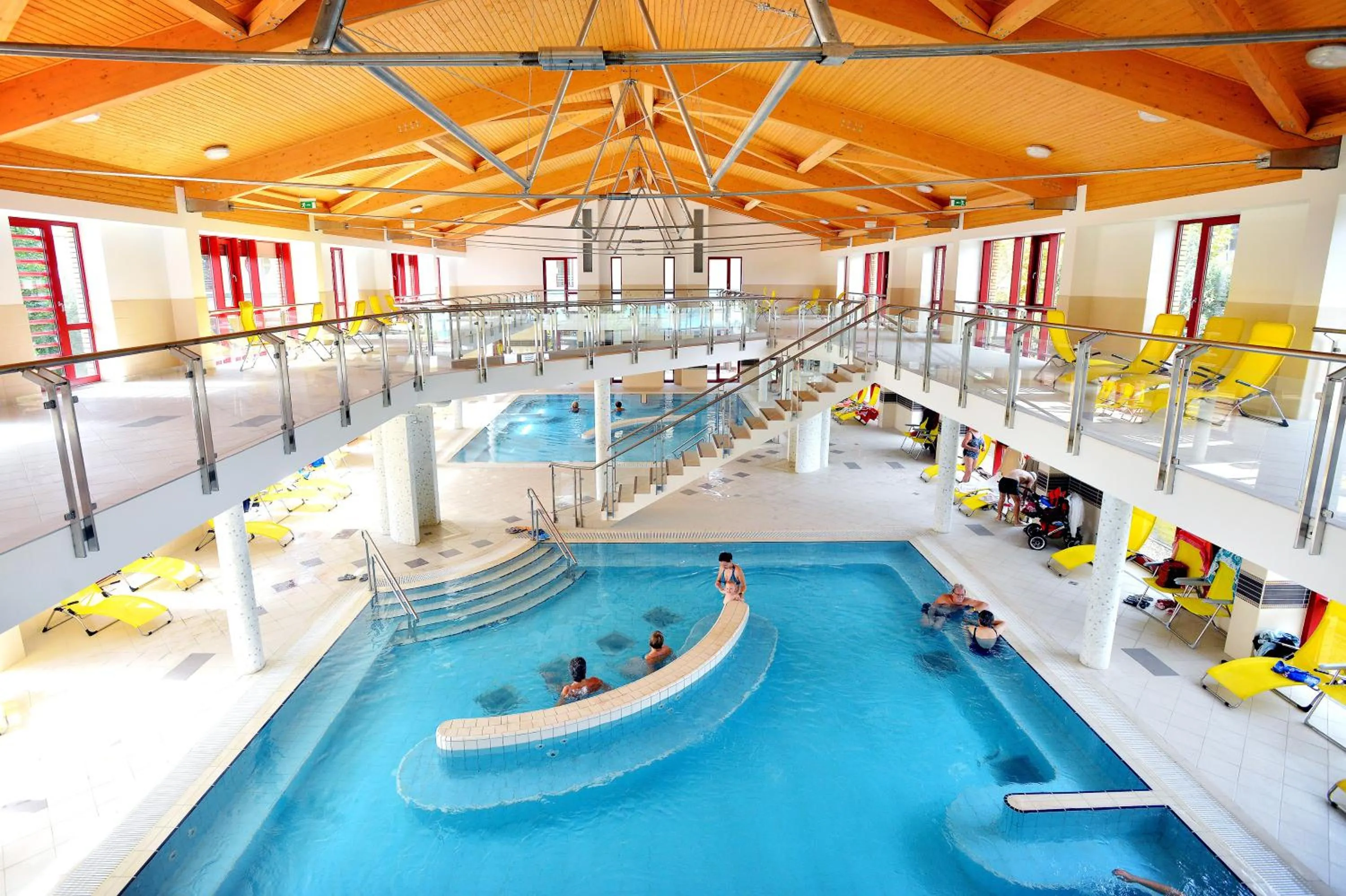 Swimming pool in Hunguest Hotel Flóra