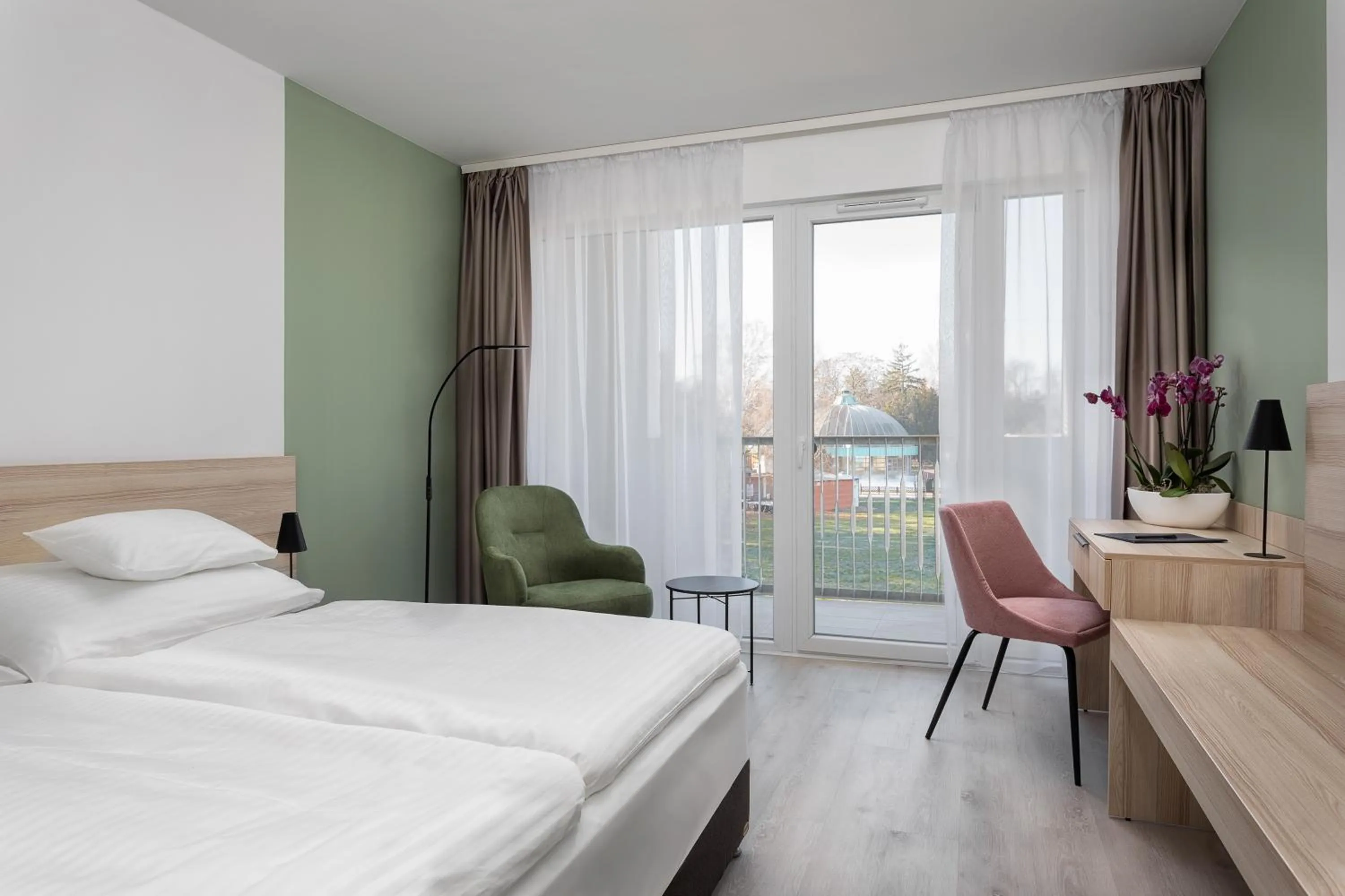 Bed in Hunguest Hotel Flóra