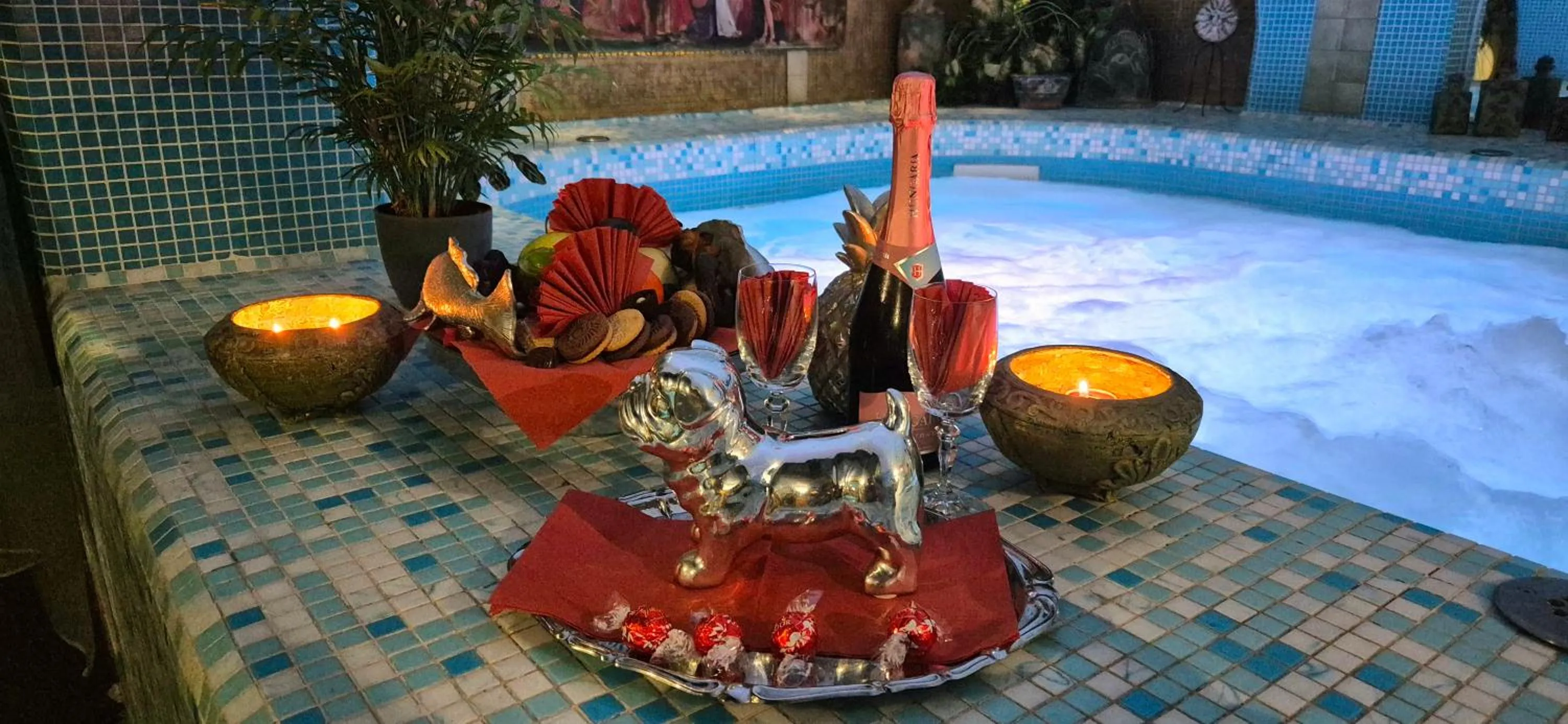 Hot Tub in Janus Boutique Hotel & Spa