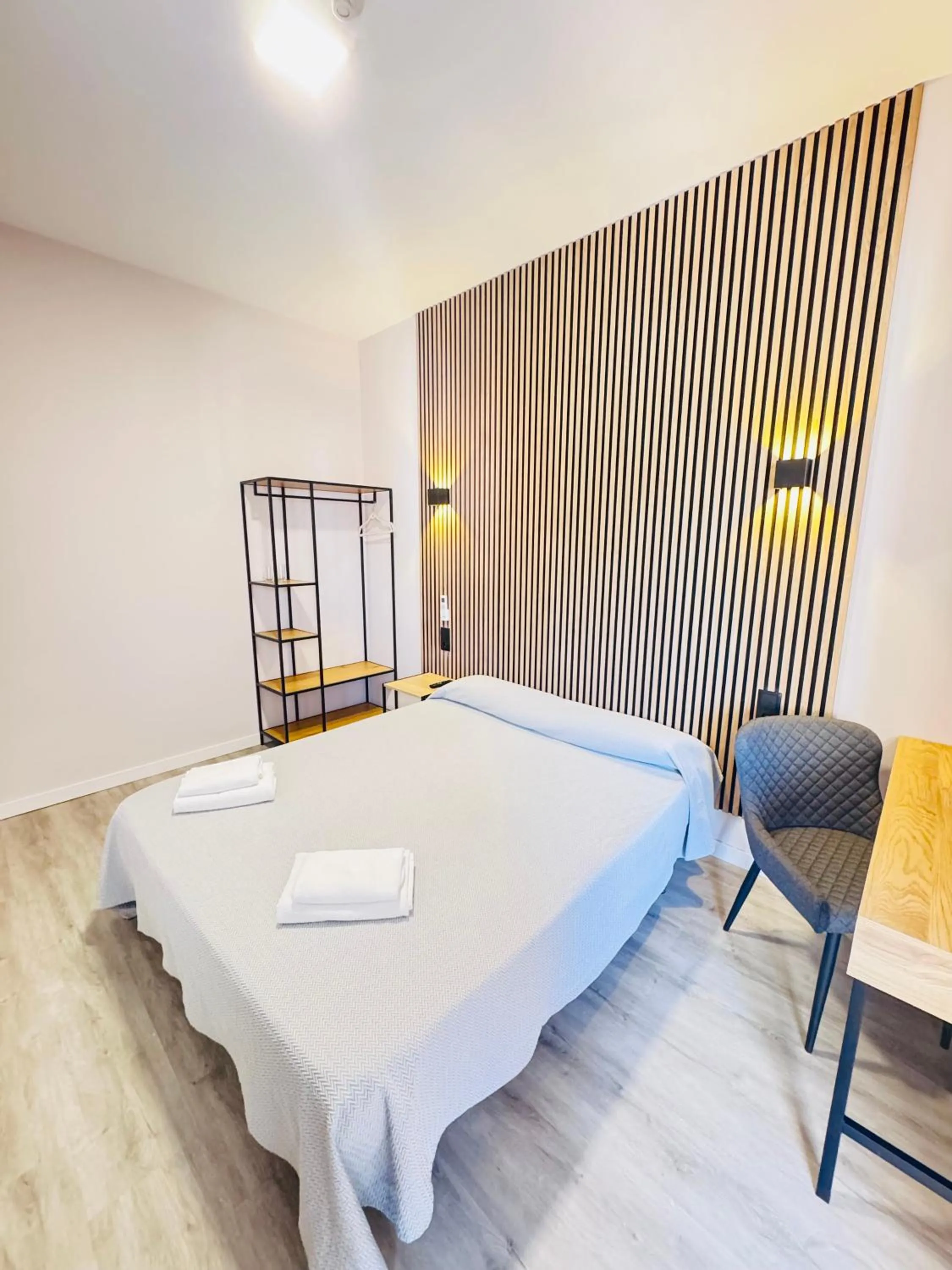 furniture, Bed in COLIBRI