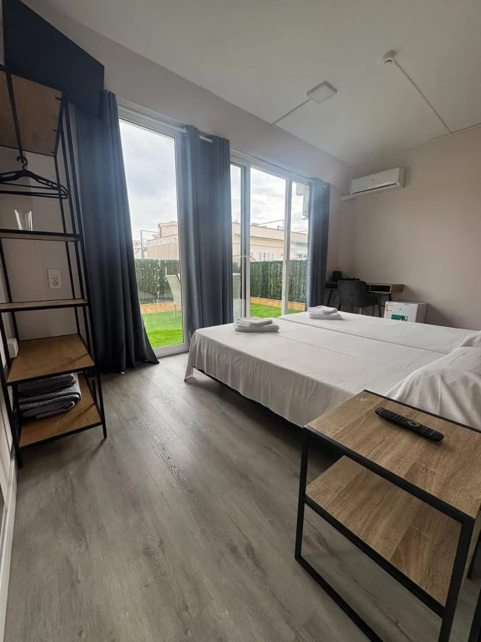 Bedroom, Bed in COLIBRI