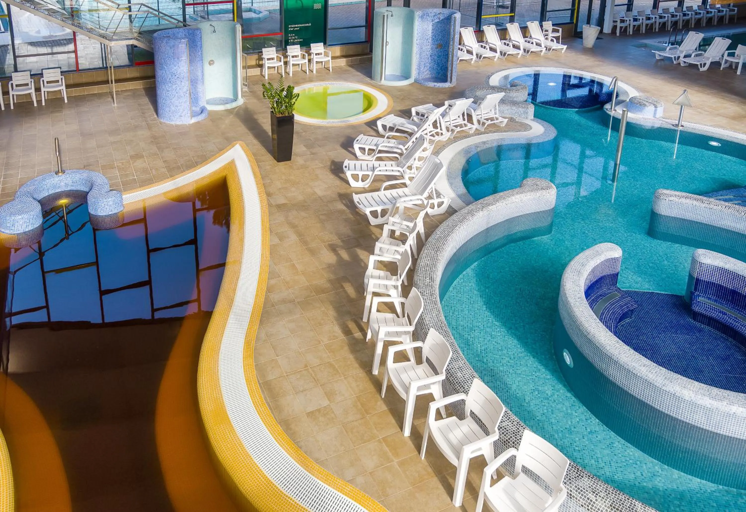 Swimming pool in Hunguest Hotel Béke