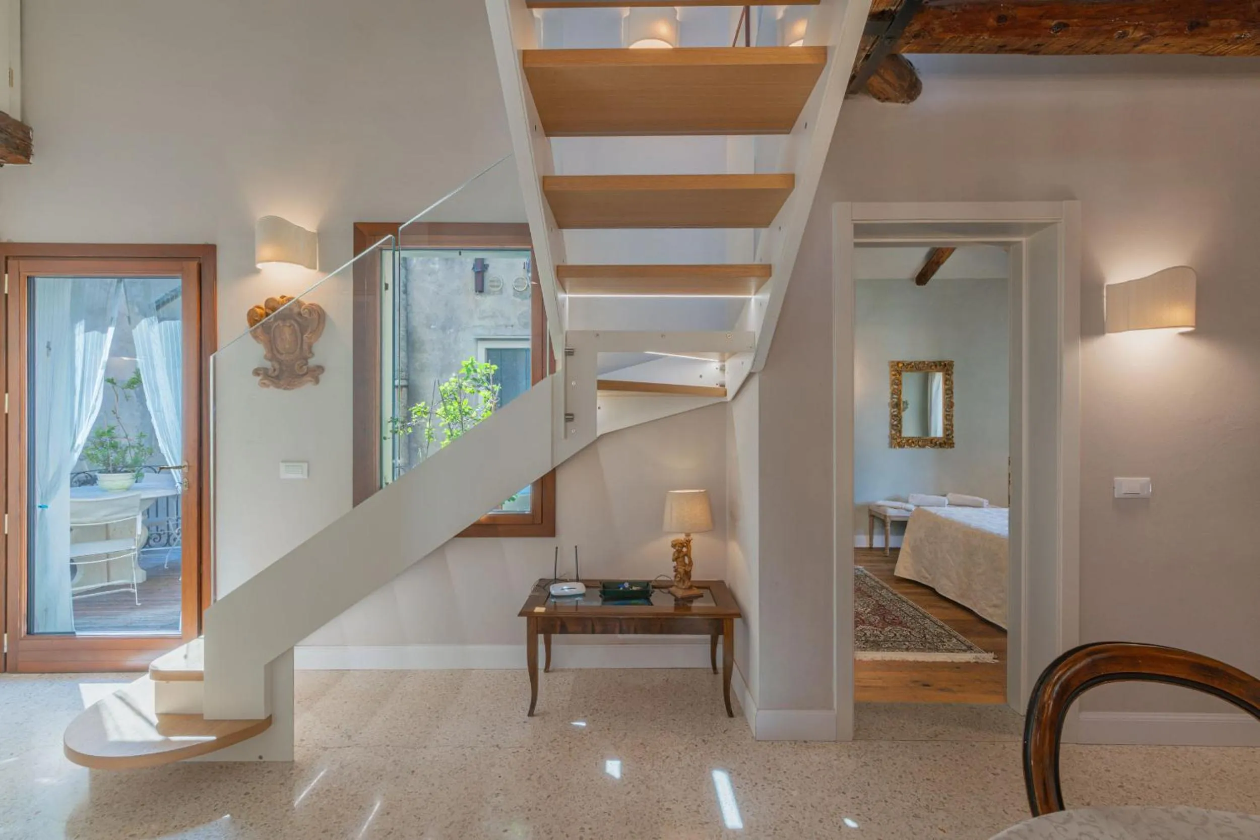 Decorative detail in Casa Virginia direct at the canal Cannaregio with own roof terrace