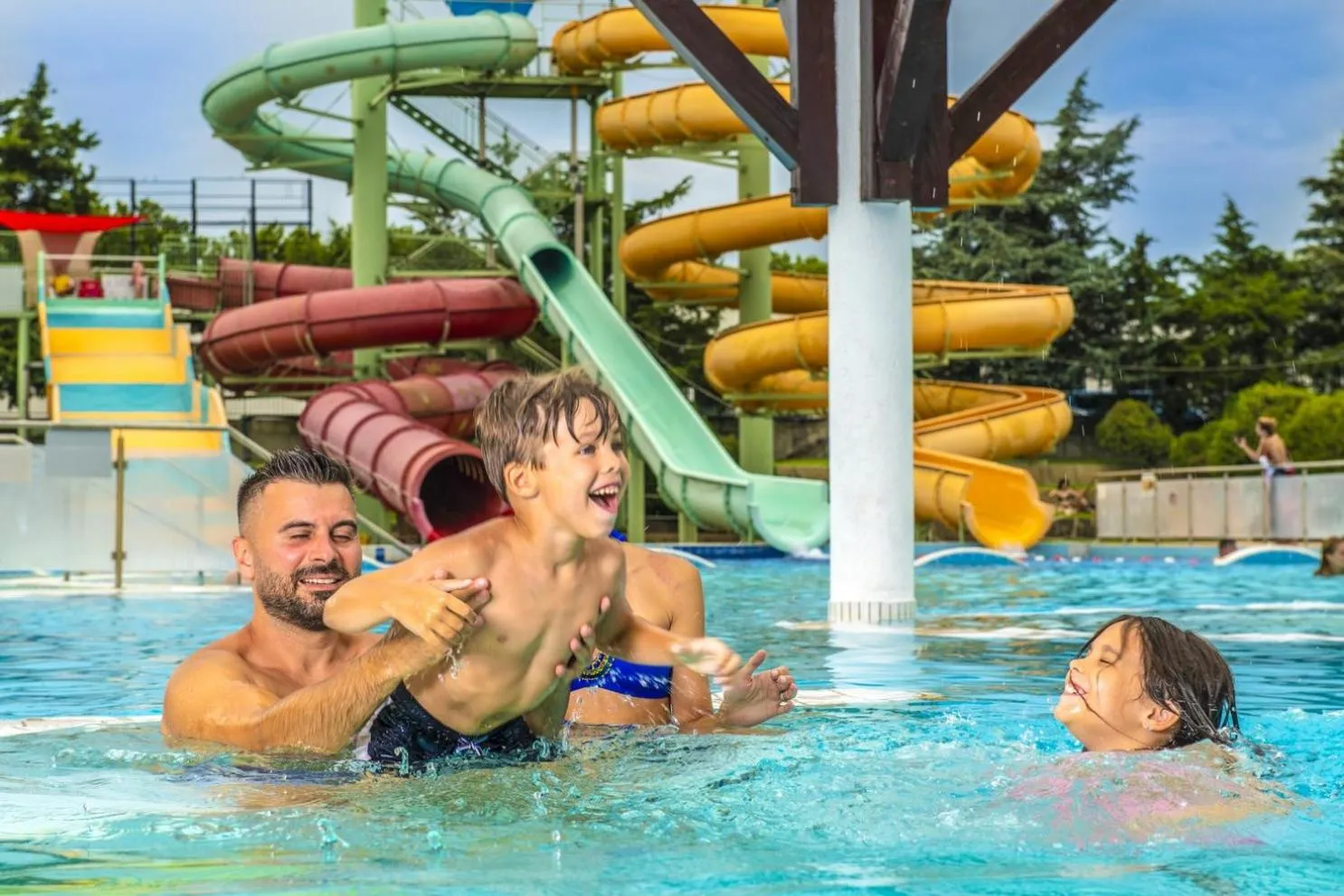 Aqua park in Hunguest Szeged - ex Forrás