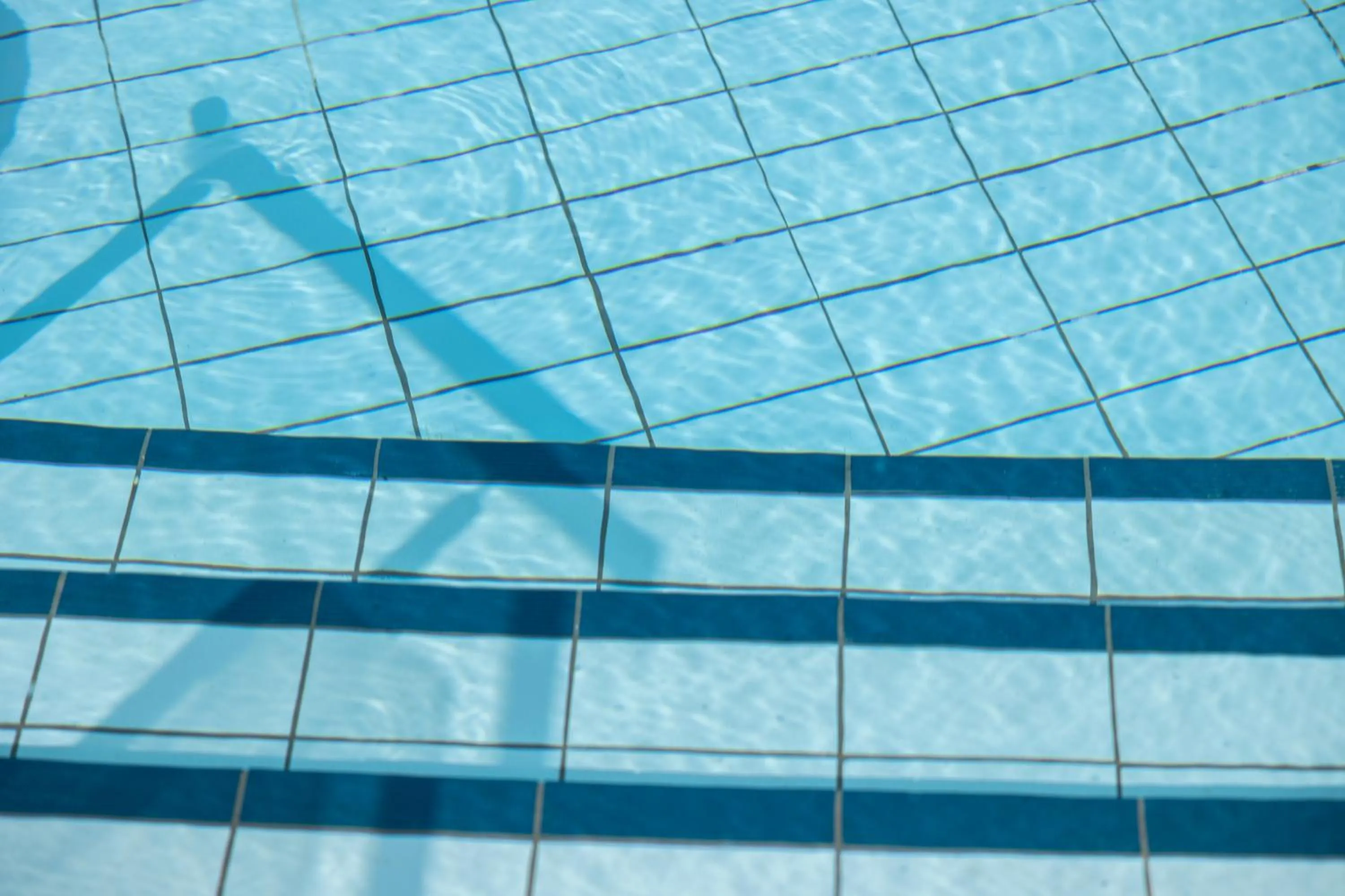 Swimming pool in Hunguest Szeged - ex Forrás