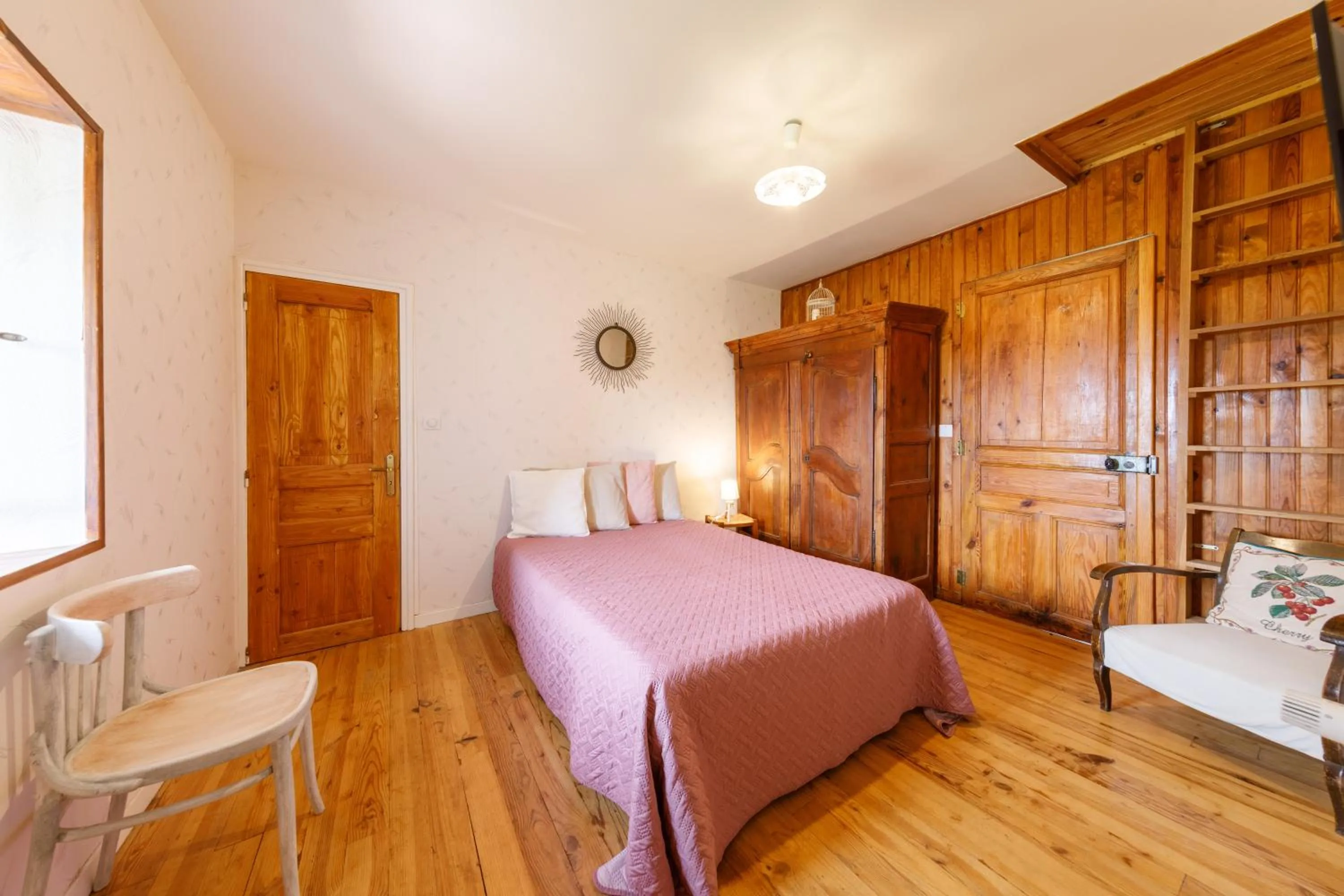 Bed in LE CLOS DU MOUY