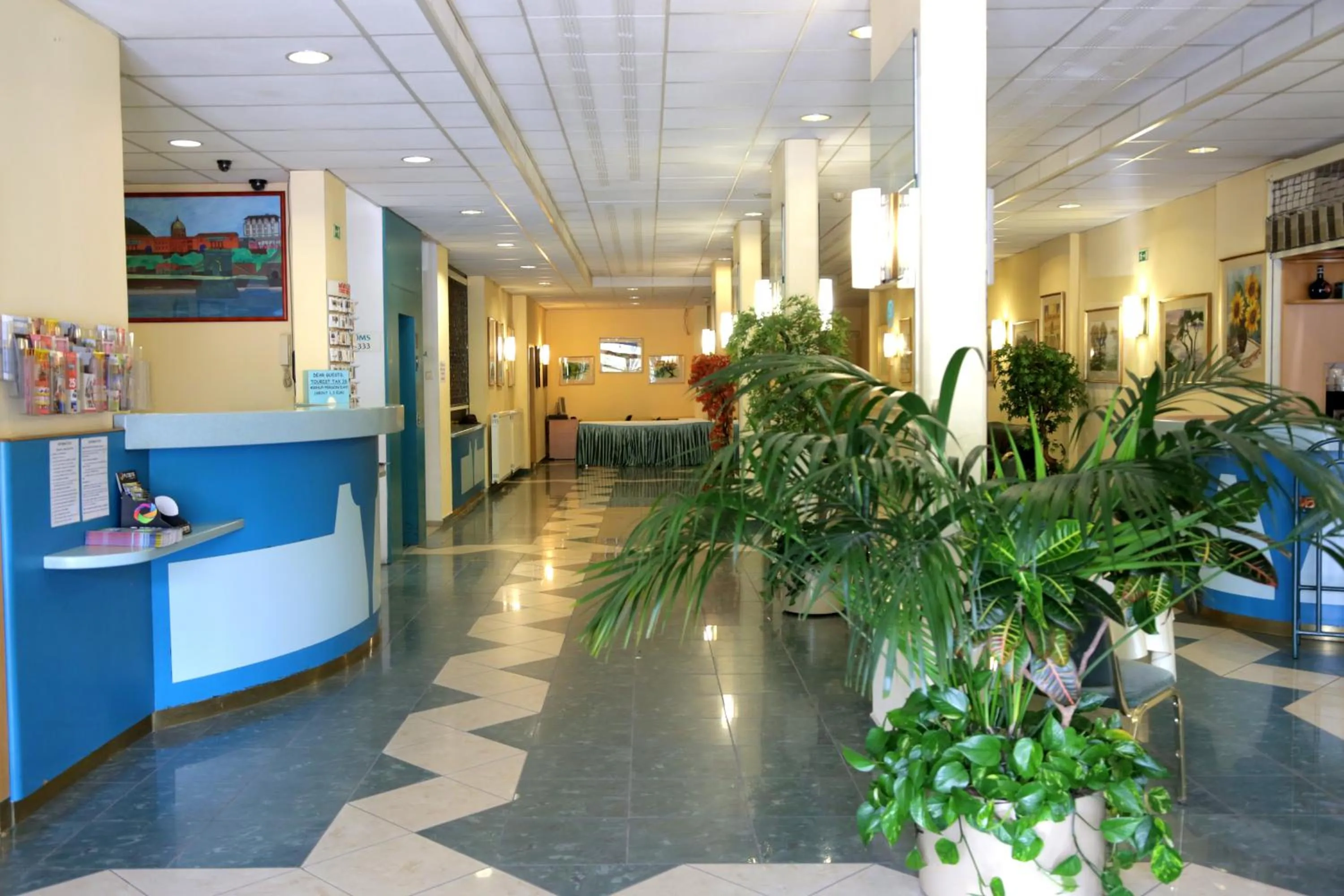 Lobby or reception in Hotel Bara Junior