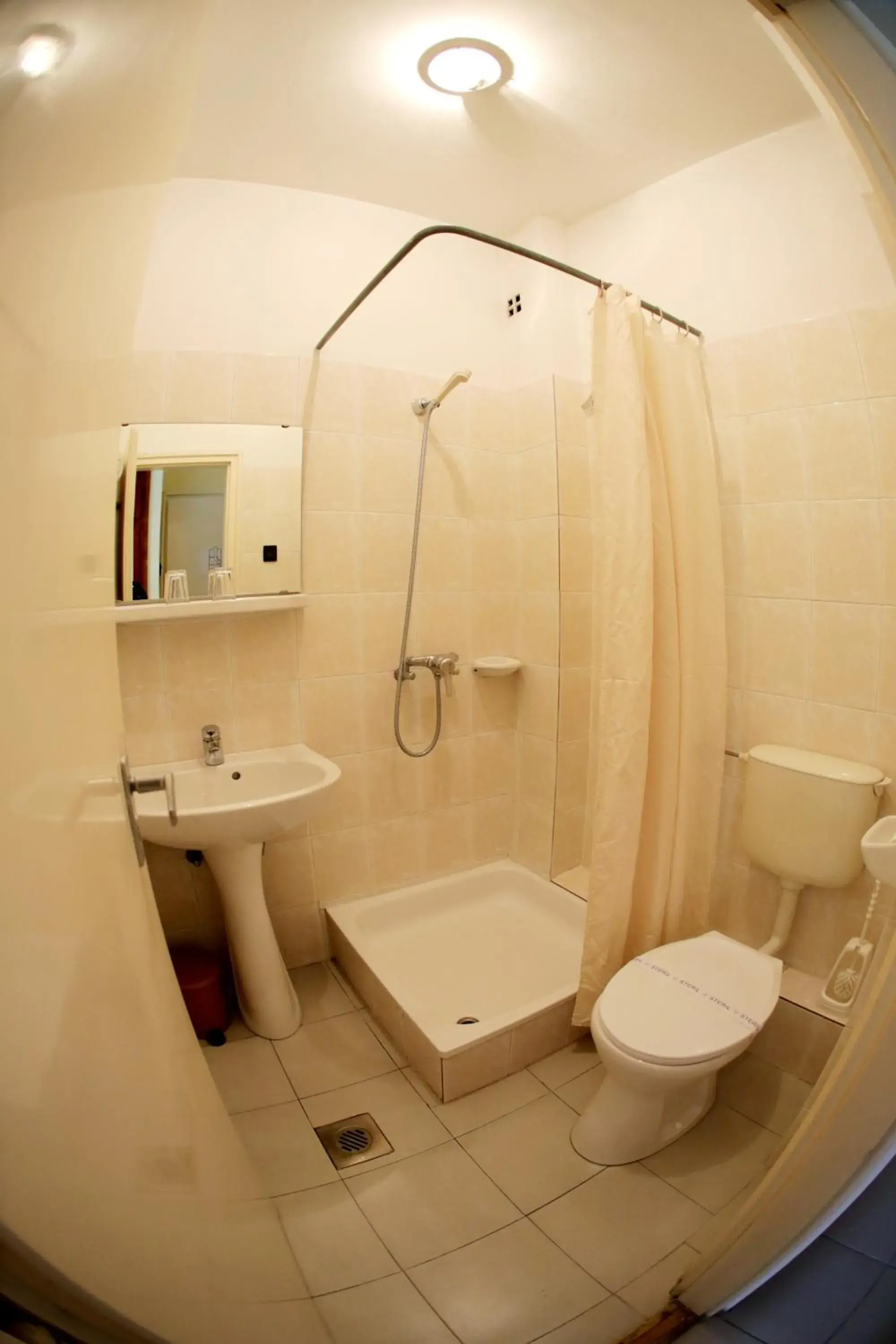 Bathroom in Bara Junior
