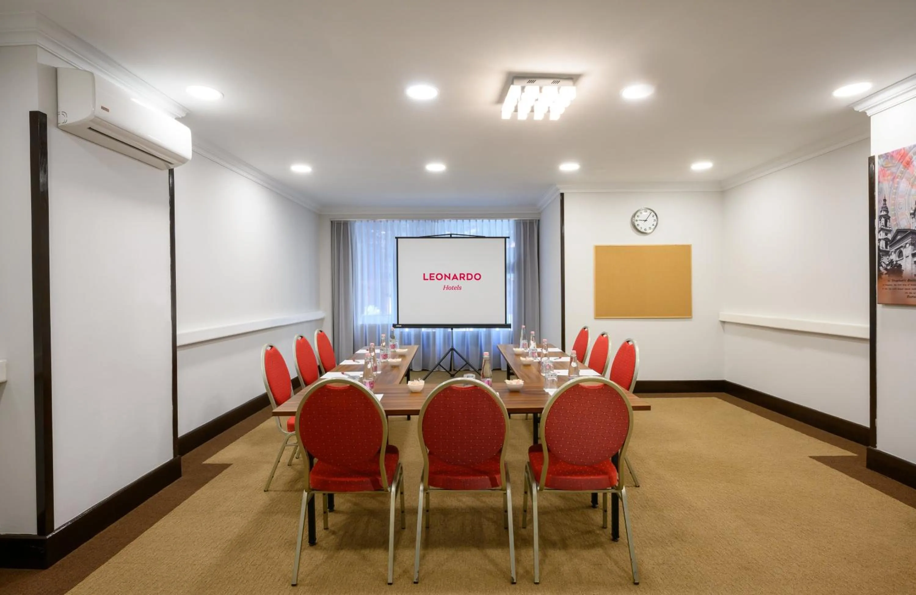 Meeting/conference room in Leonardo Hotel Budapest