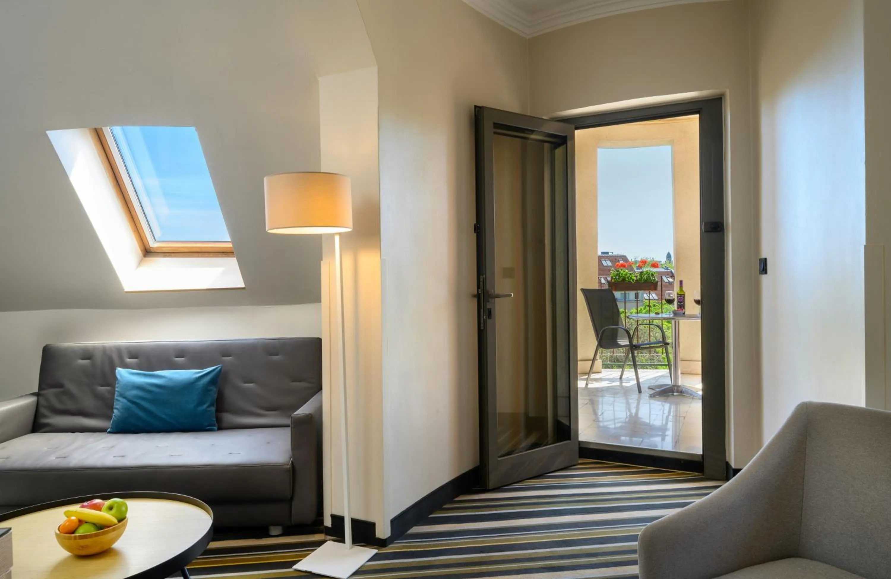 Photo of the whole room in Leonardo Hotel Budapest