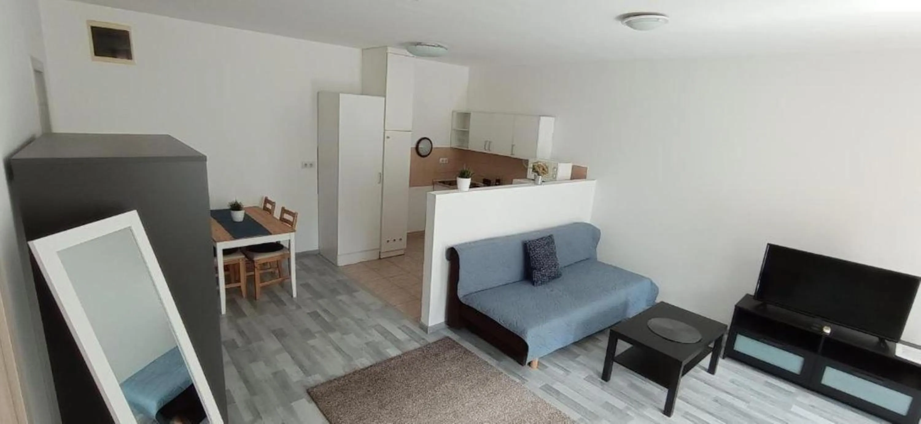 TV and multimedia in Agape Apartments