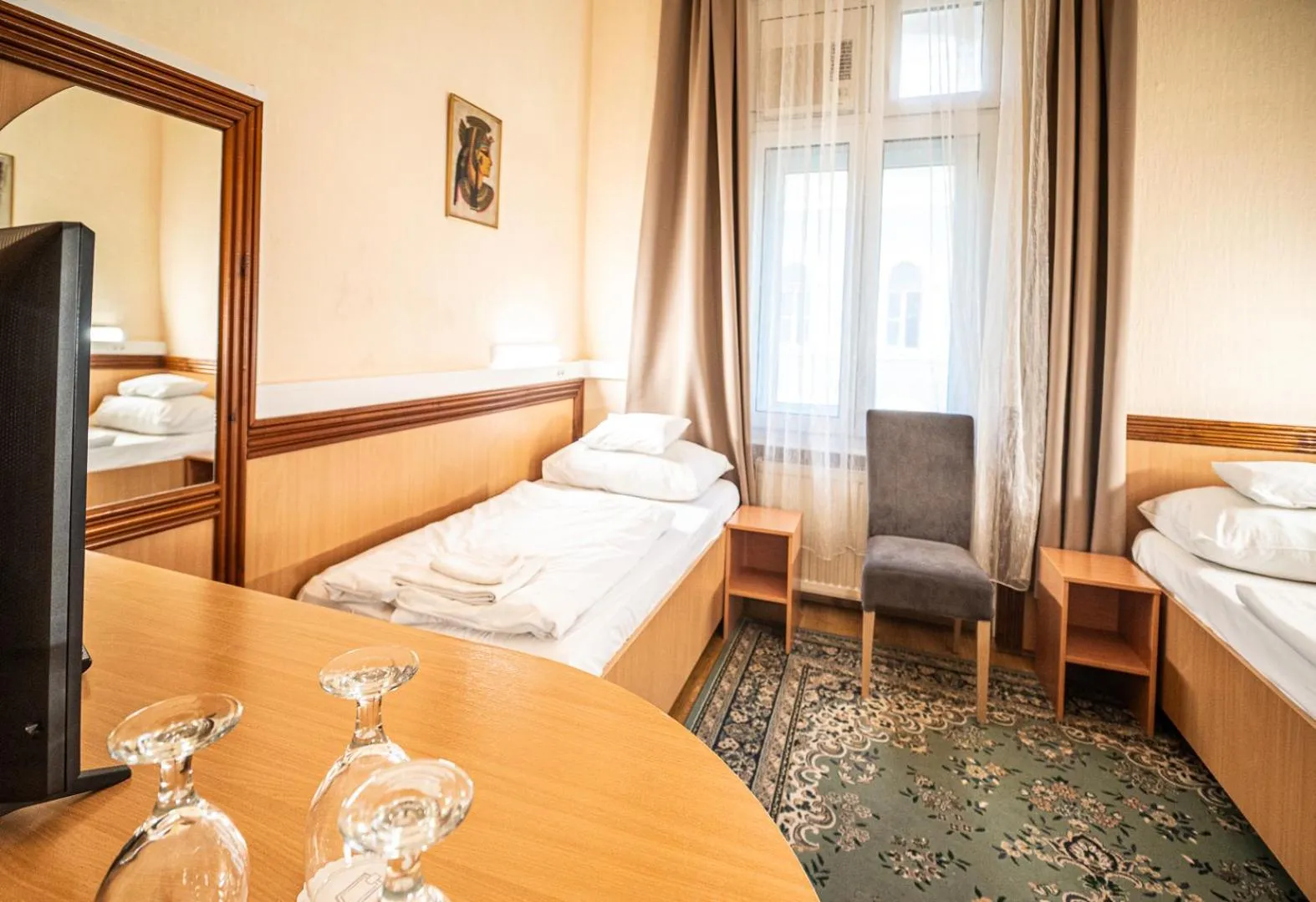 Photo of the whole room, Bed in Tisza Hotel