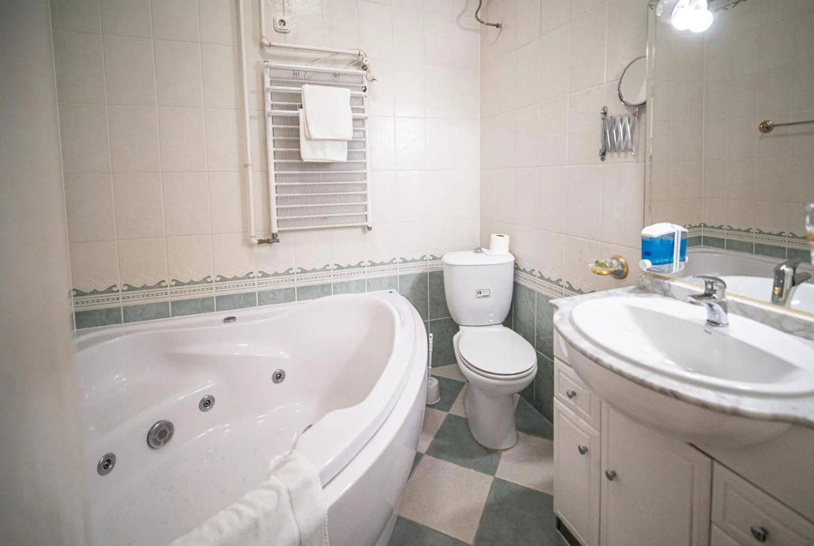 Bathroom in Tisza Hotel