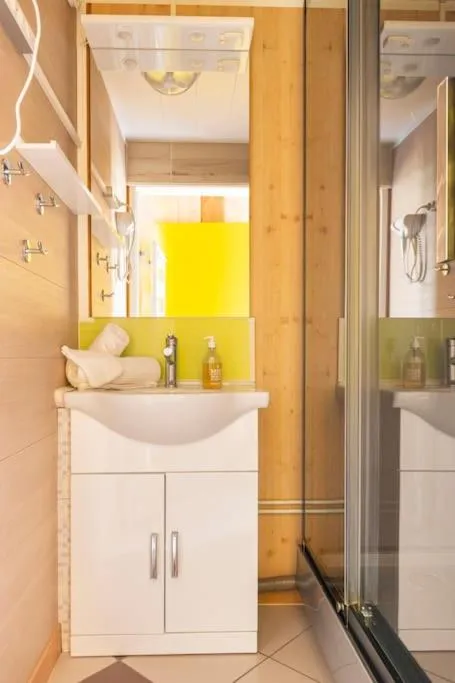 Shower in Les Grands Crus - Gîte "Pommard"