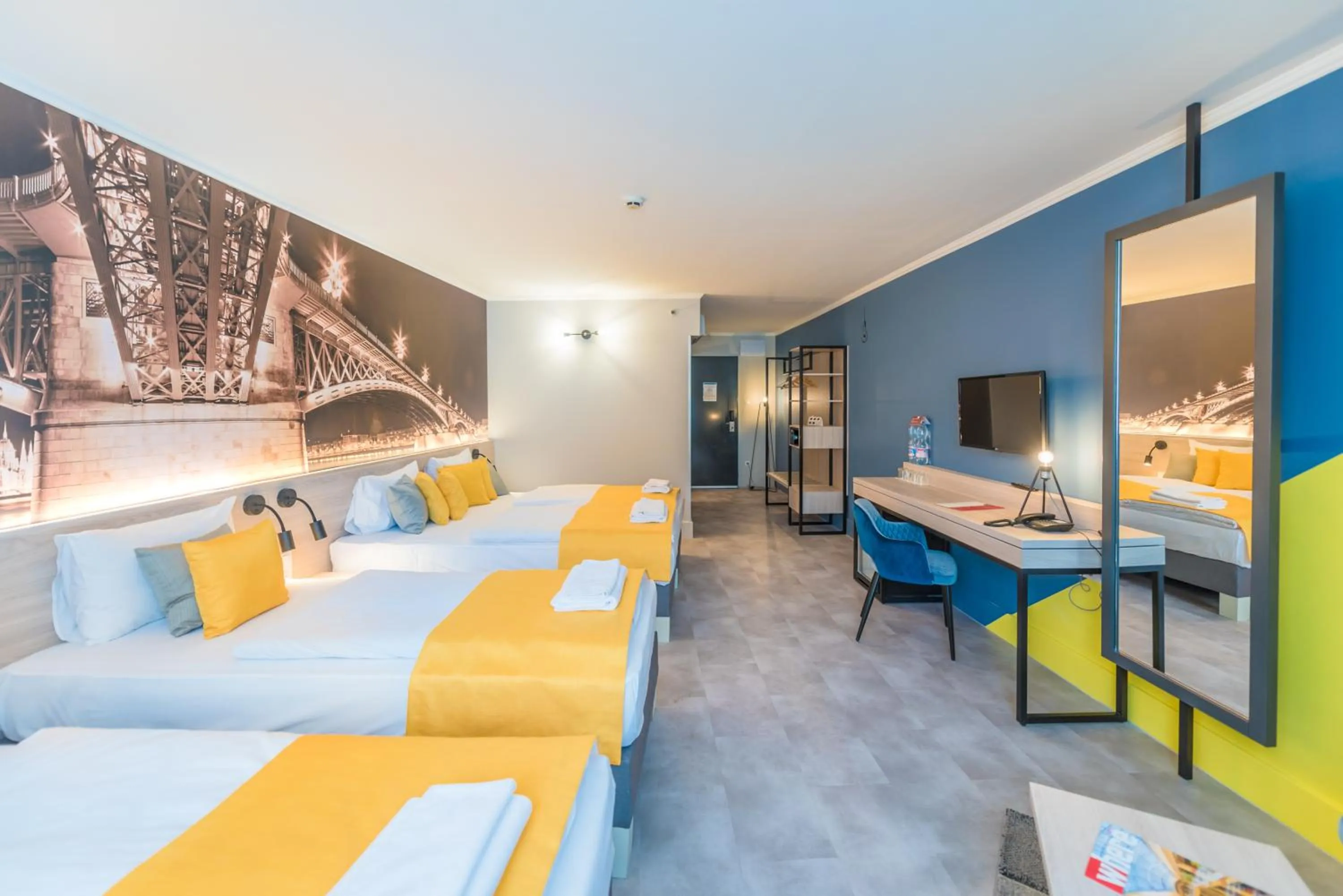 Bed in Impulso Fashion Hotel