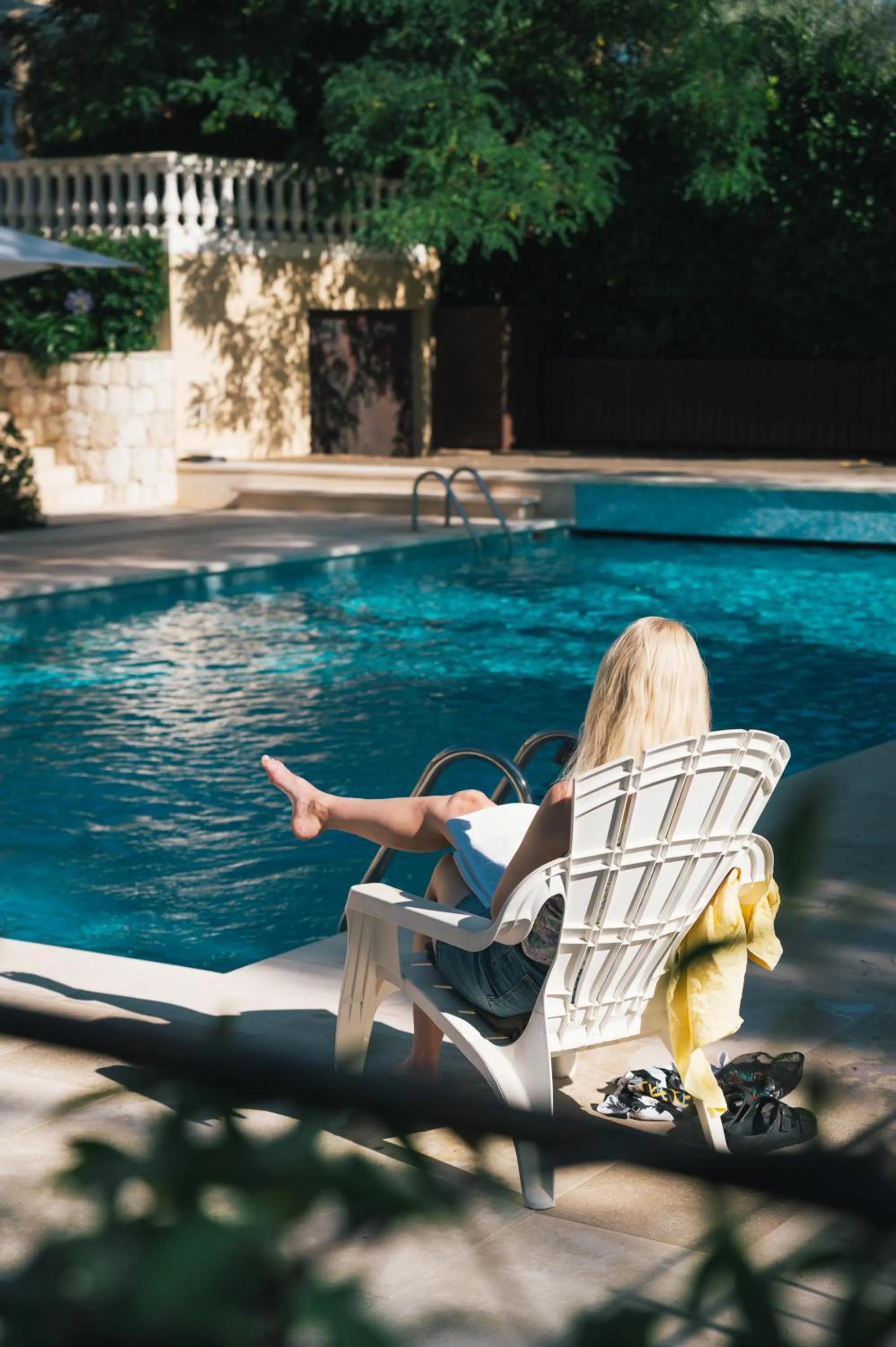 Swimming pool in Auberge du Rédier - Logis Hôtels