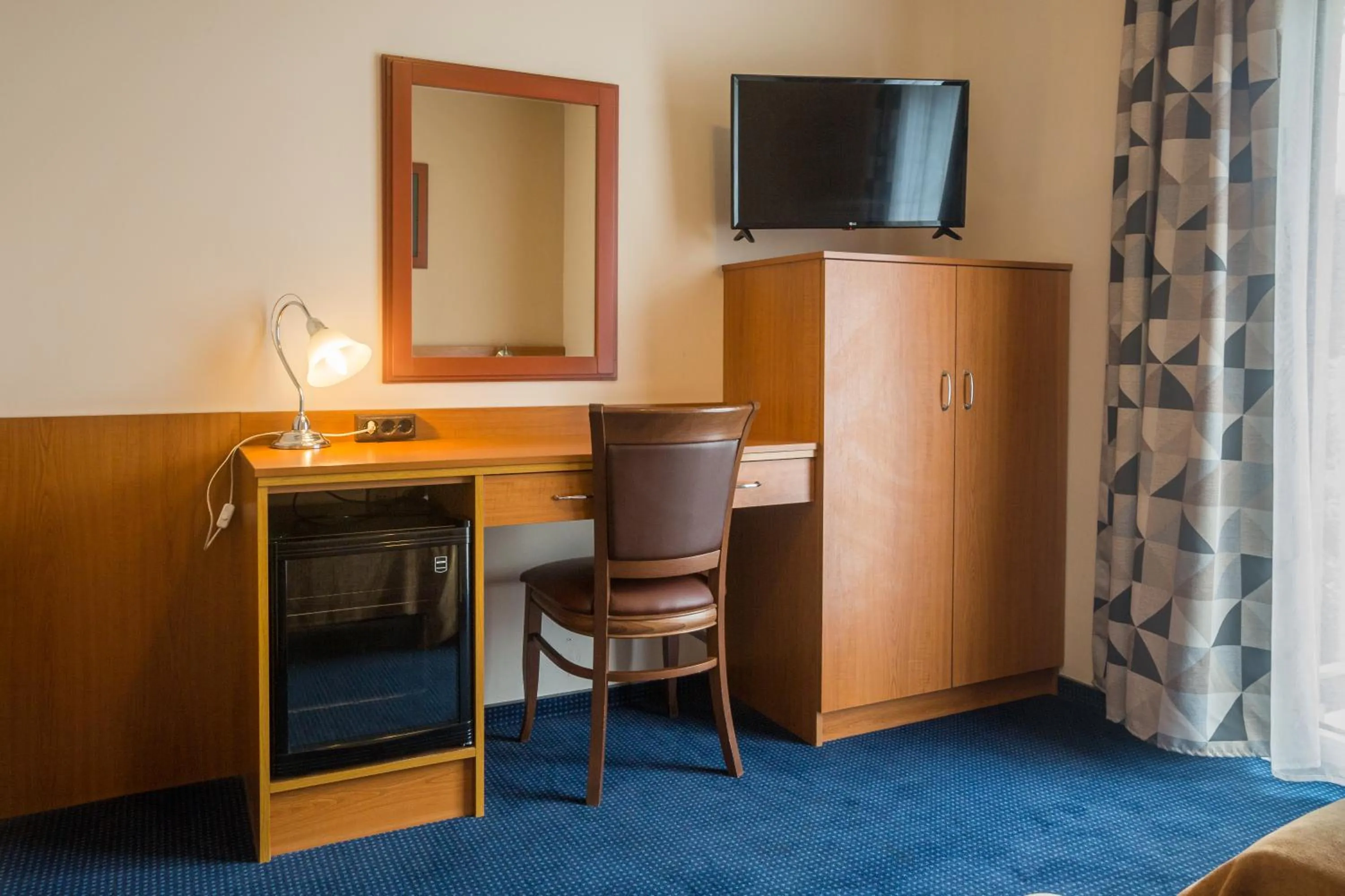 TV and multimedia in Hotel Luna Budapest