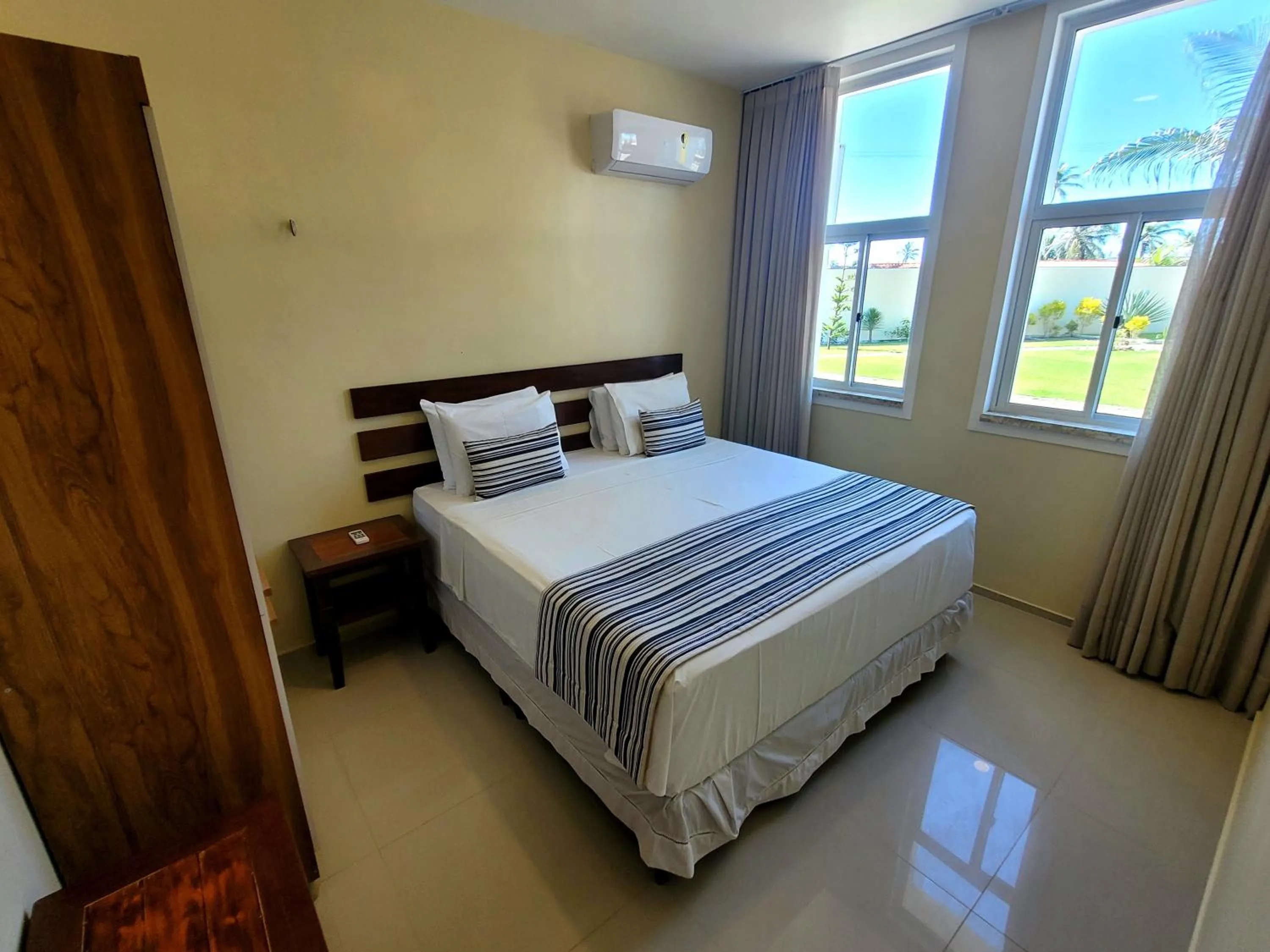 Quadruple Room with Garden View in Sunset Beach Taíba Hotel