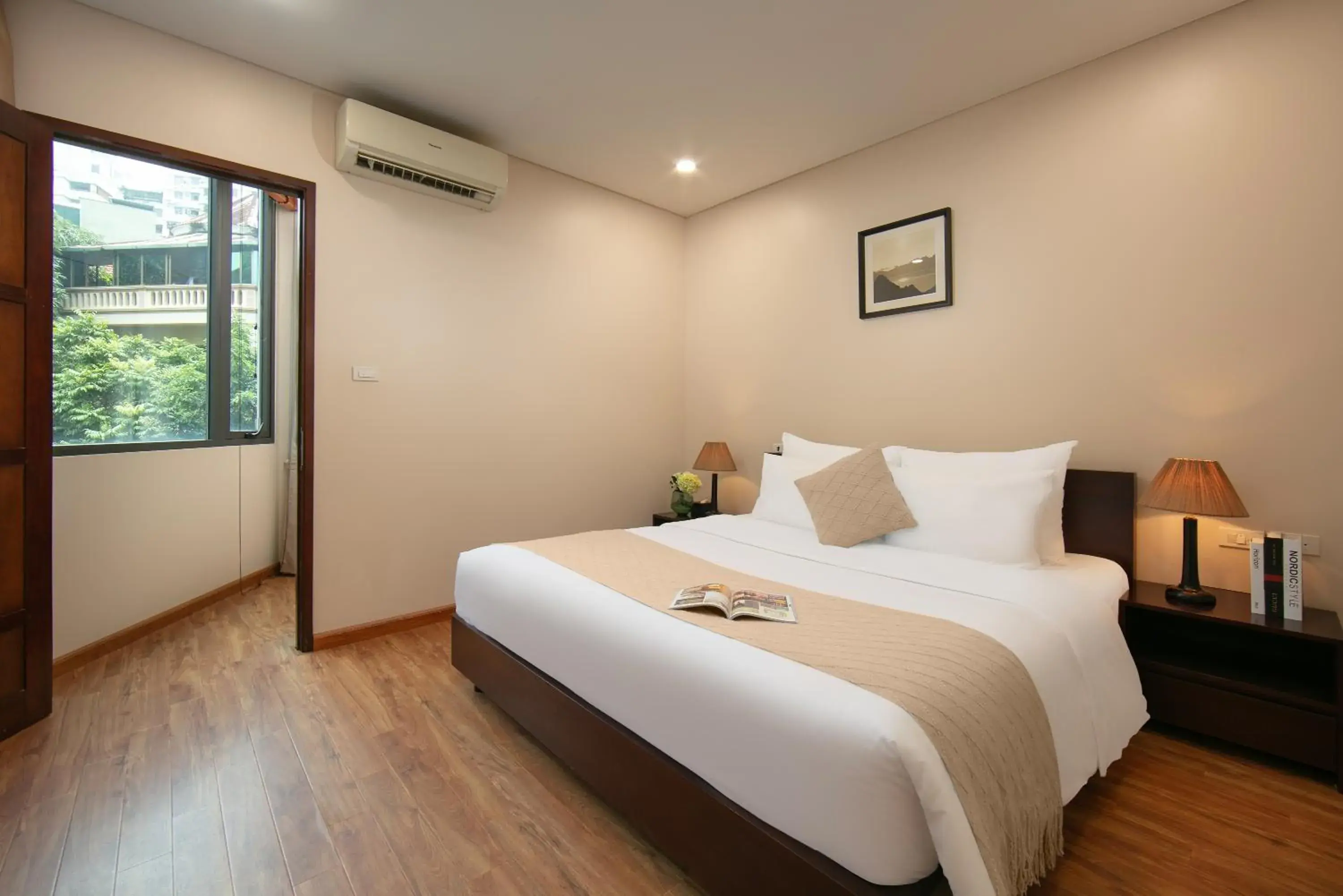 Bed in HB Serviced Apartment - 12 Trần Quý Kiên Bed in HB Serviced Apartment - 12 Trần Quý Kiên