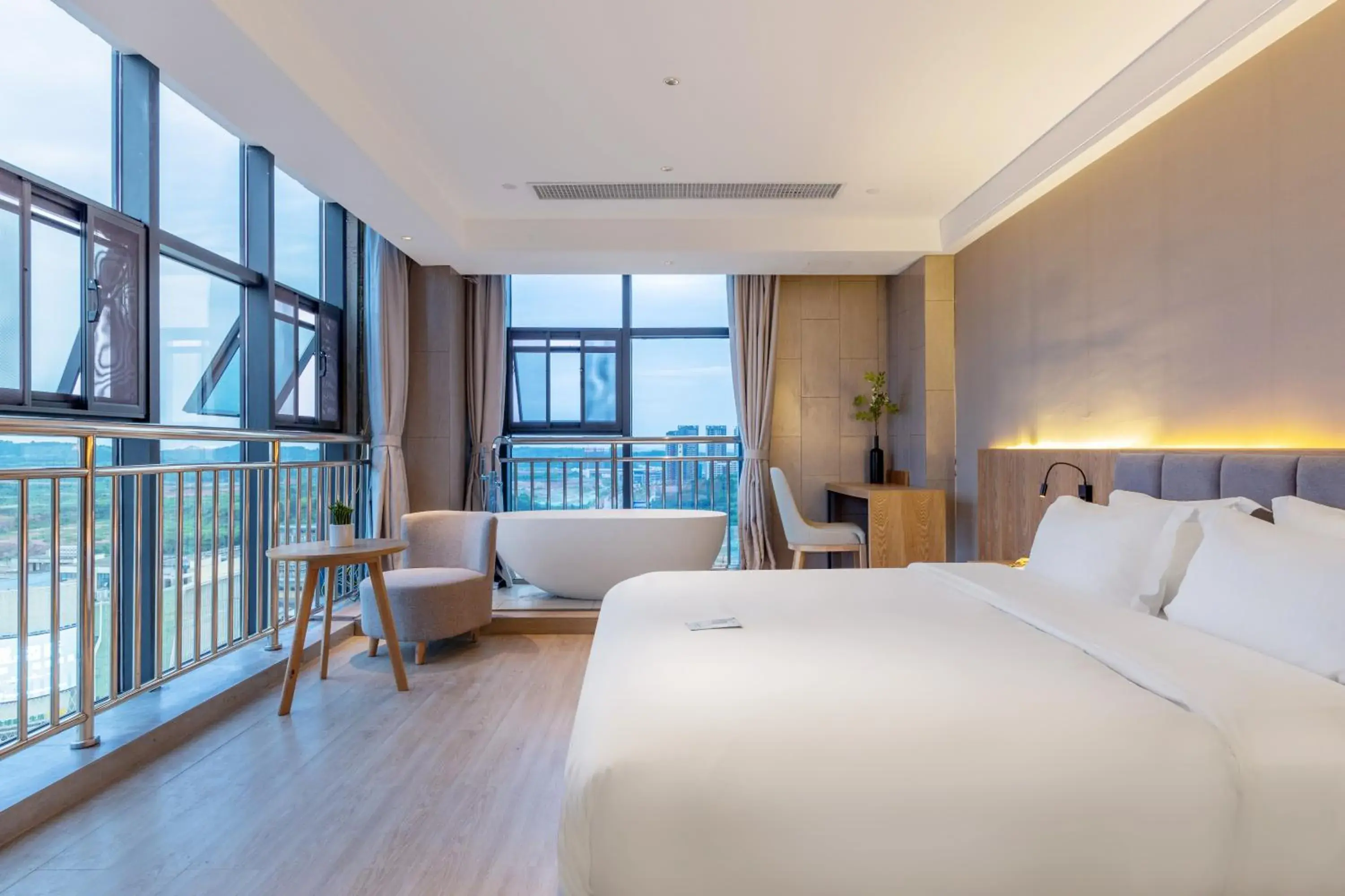 Balcony/Terrace, Bed in TRUE Go hotel Balcony/Terrace, Bed in TRUE Go hotel