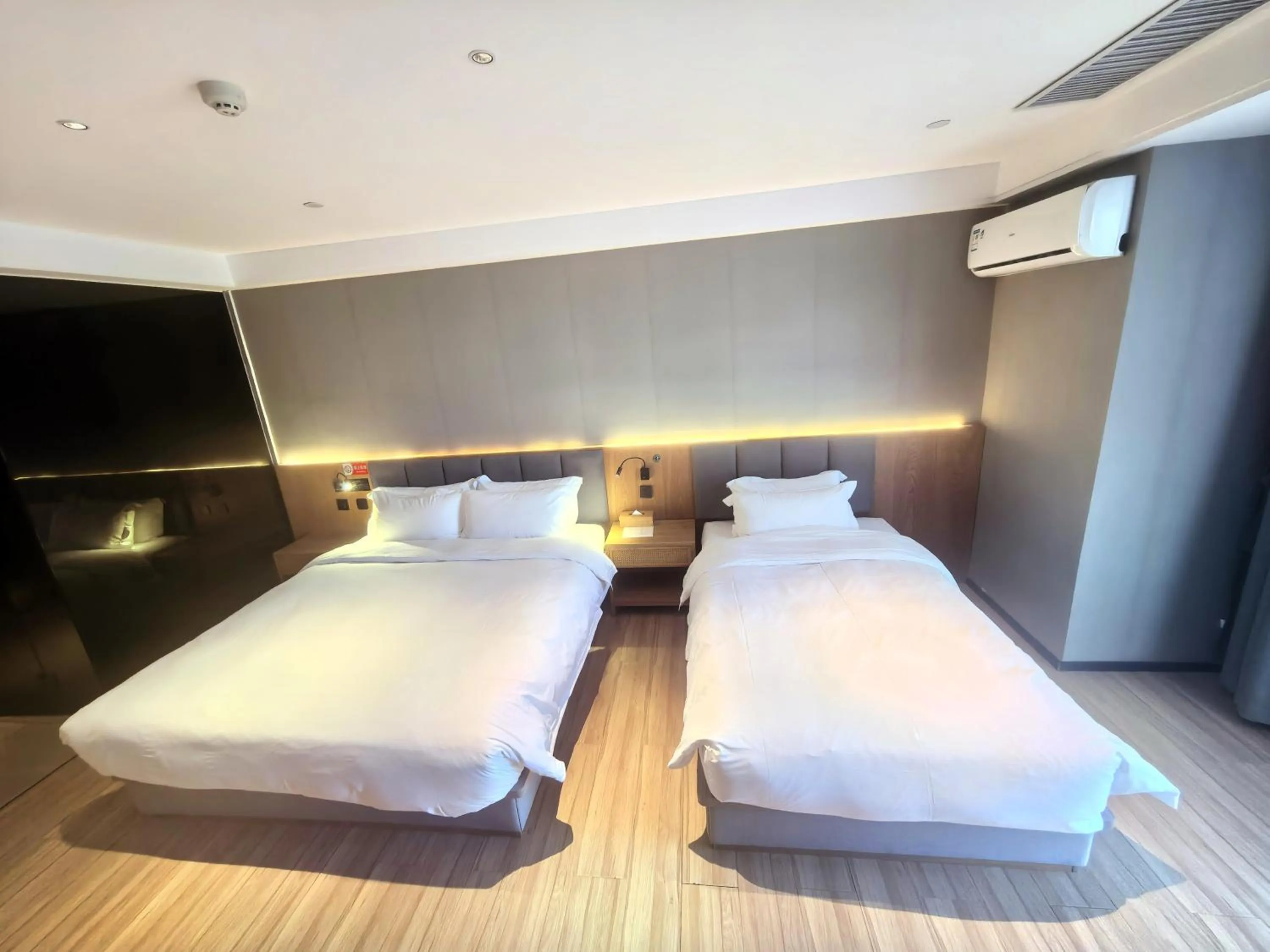 Bed in TRUE Go hotel