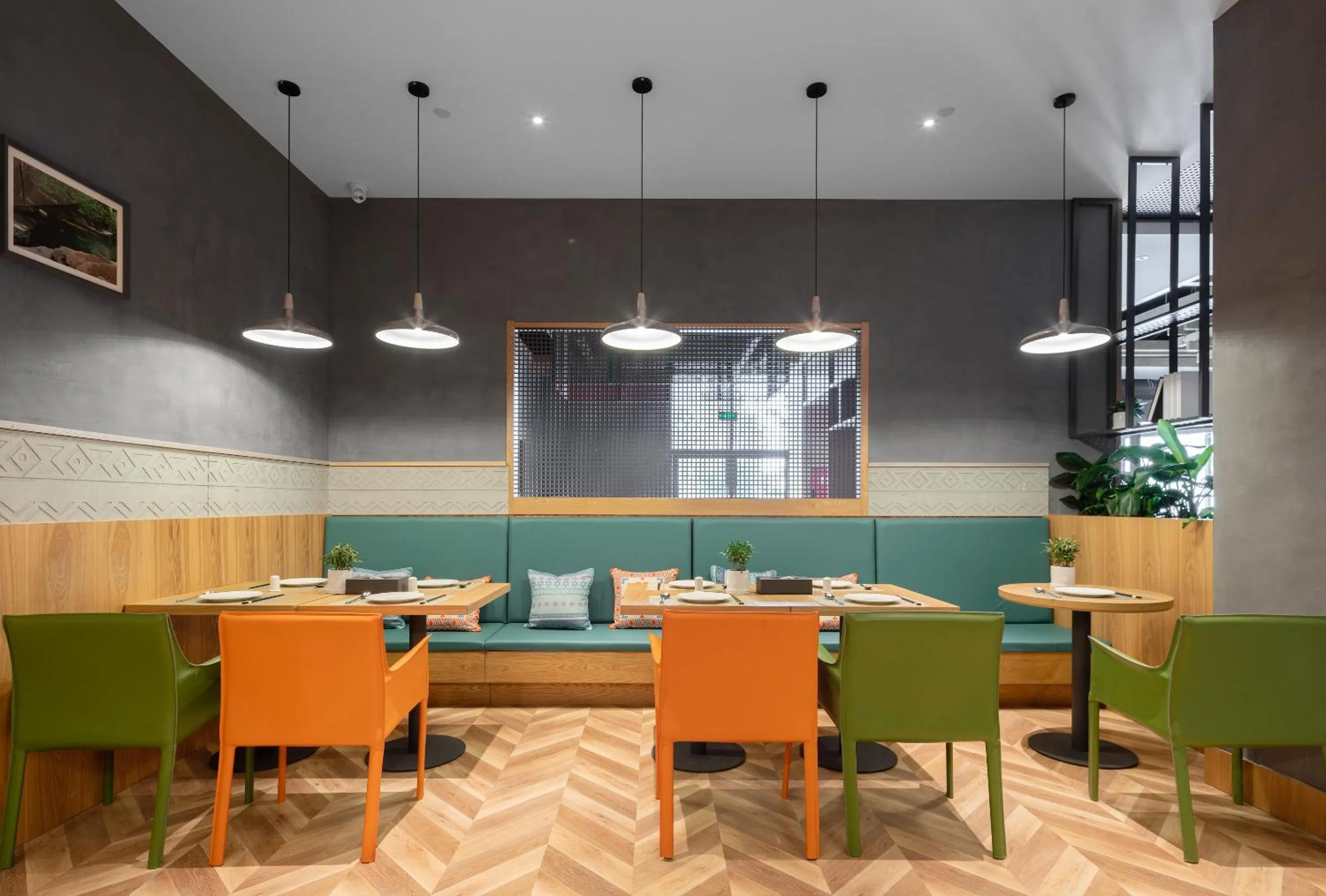 Restaurant/places to eat in TRUE Go hotel