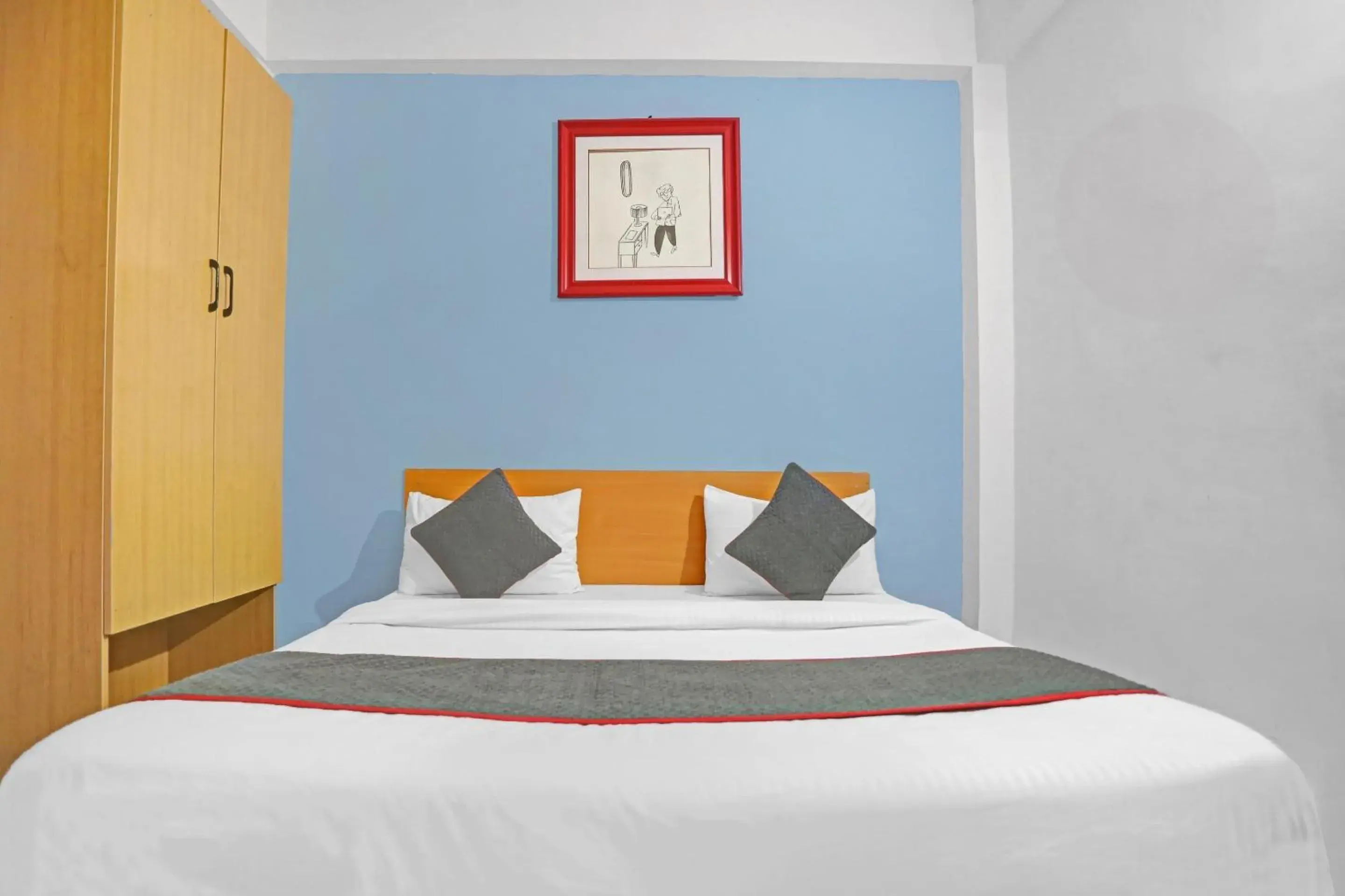 Bedroom, Bed in Hotel O Sky View Residency Bedroom, Bed in Hotel O Sky View Residency